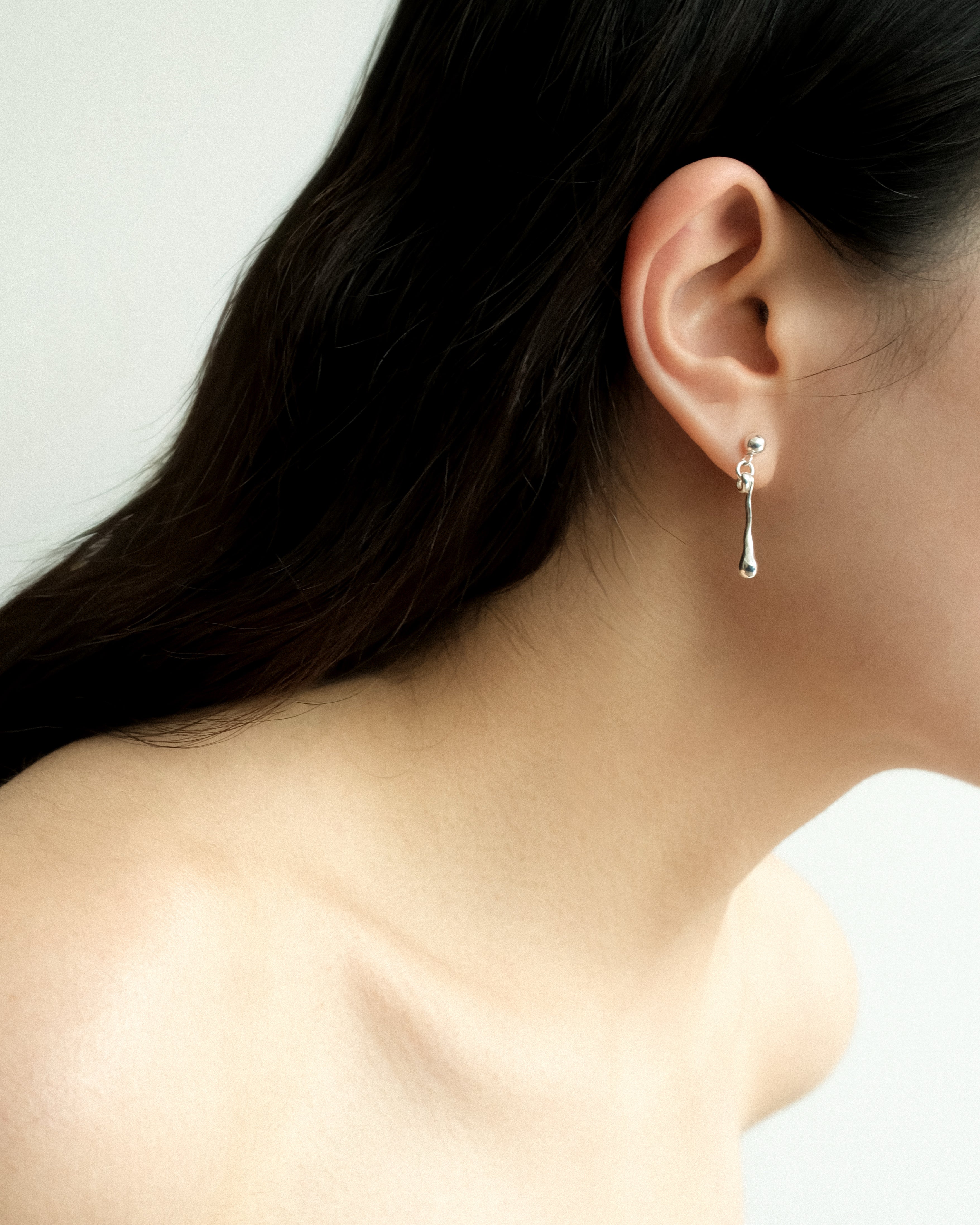 Freja Fluid Drop Stud Earrings