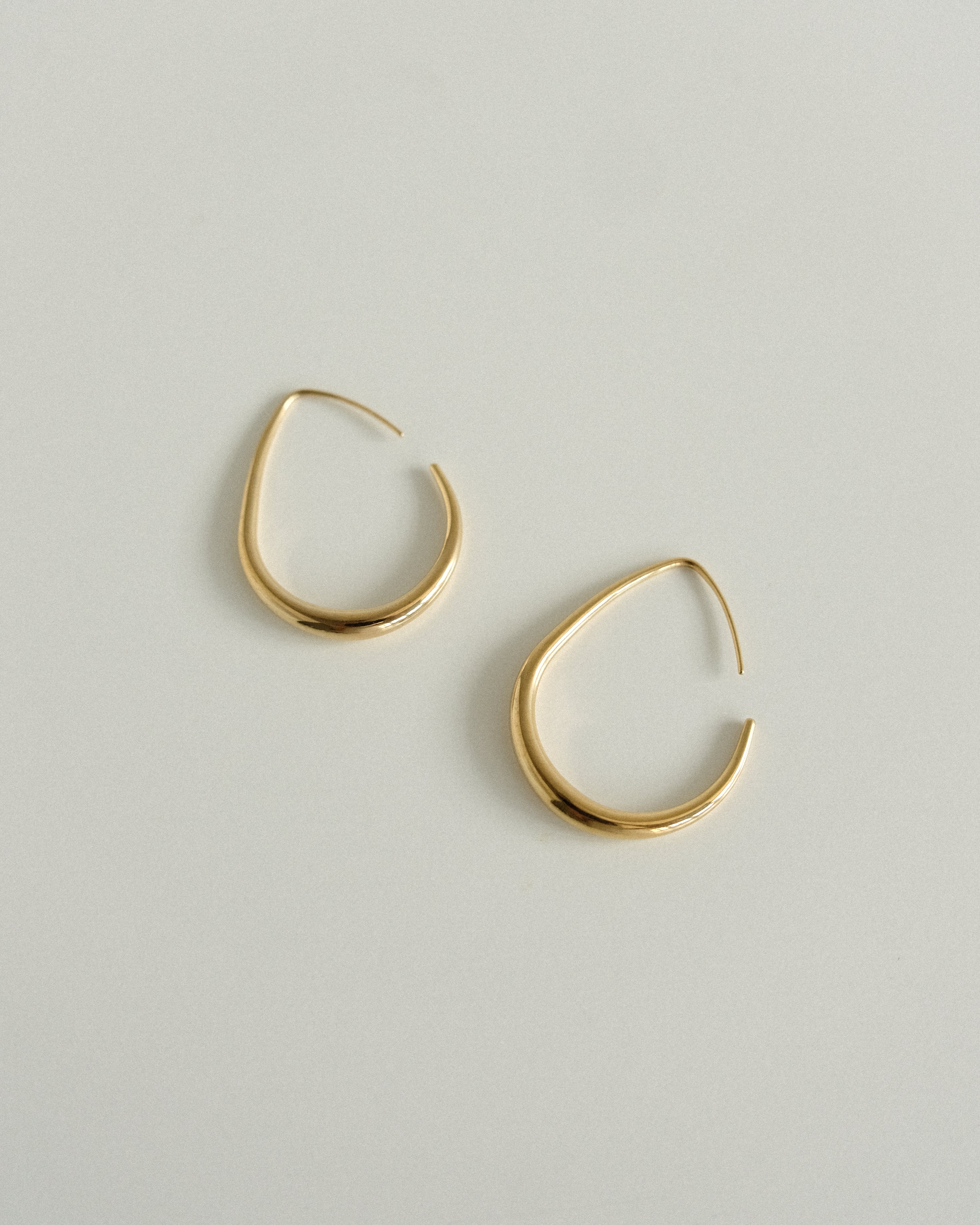 Eolan Pebble Hoop Earrings