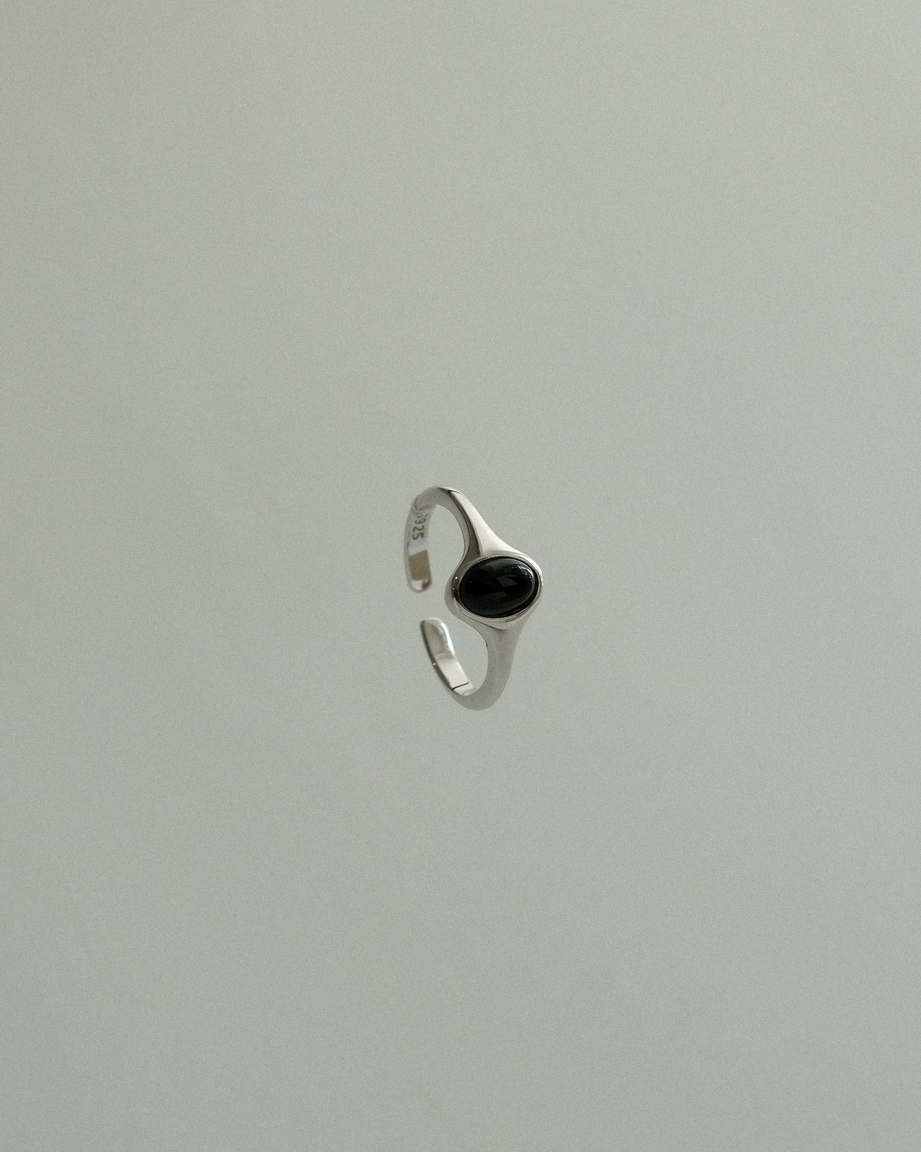 Baye Black Onyx Signet Ring
