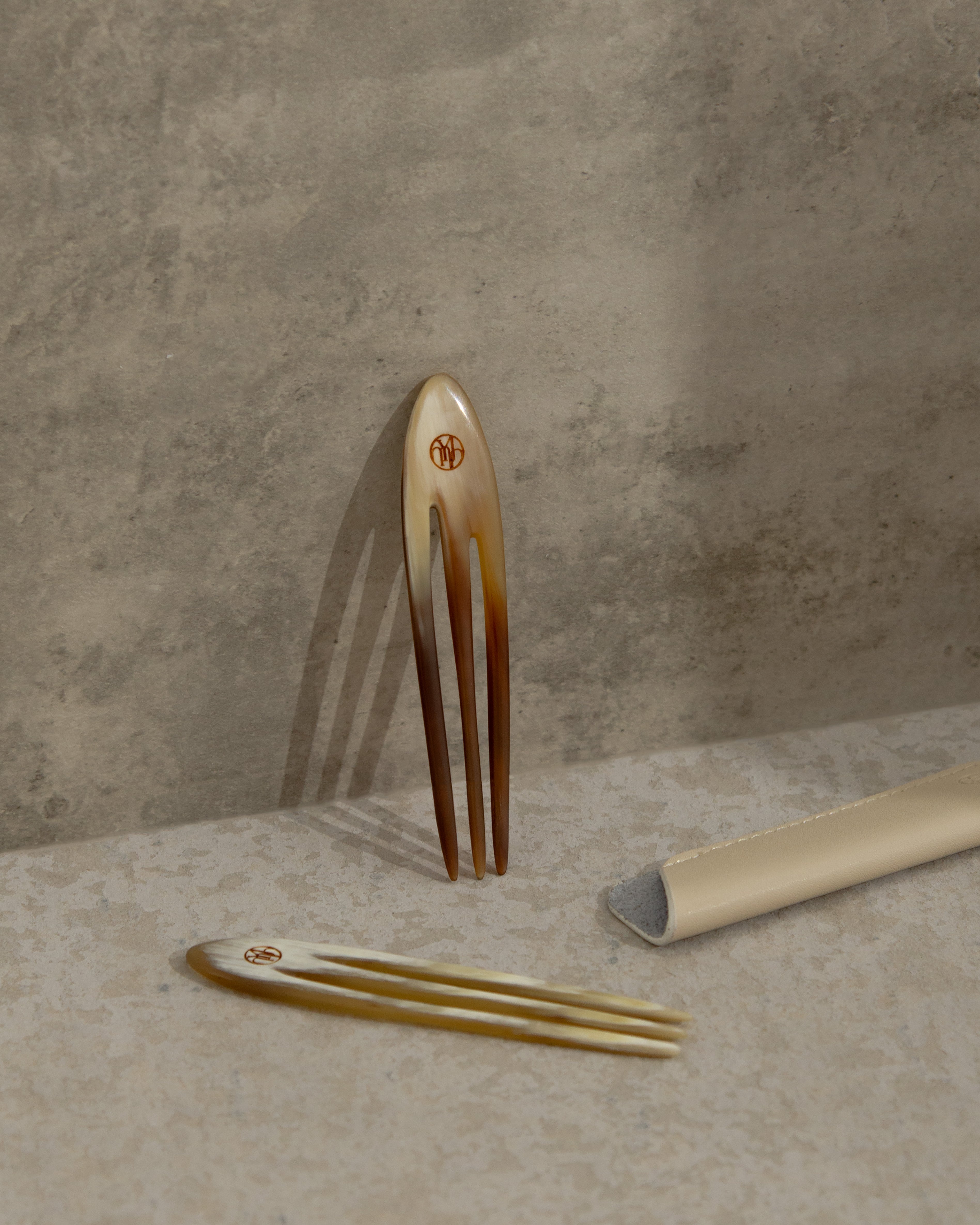 The Enhanced Horn Hair Pin 003