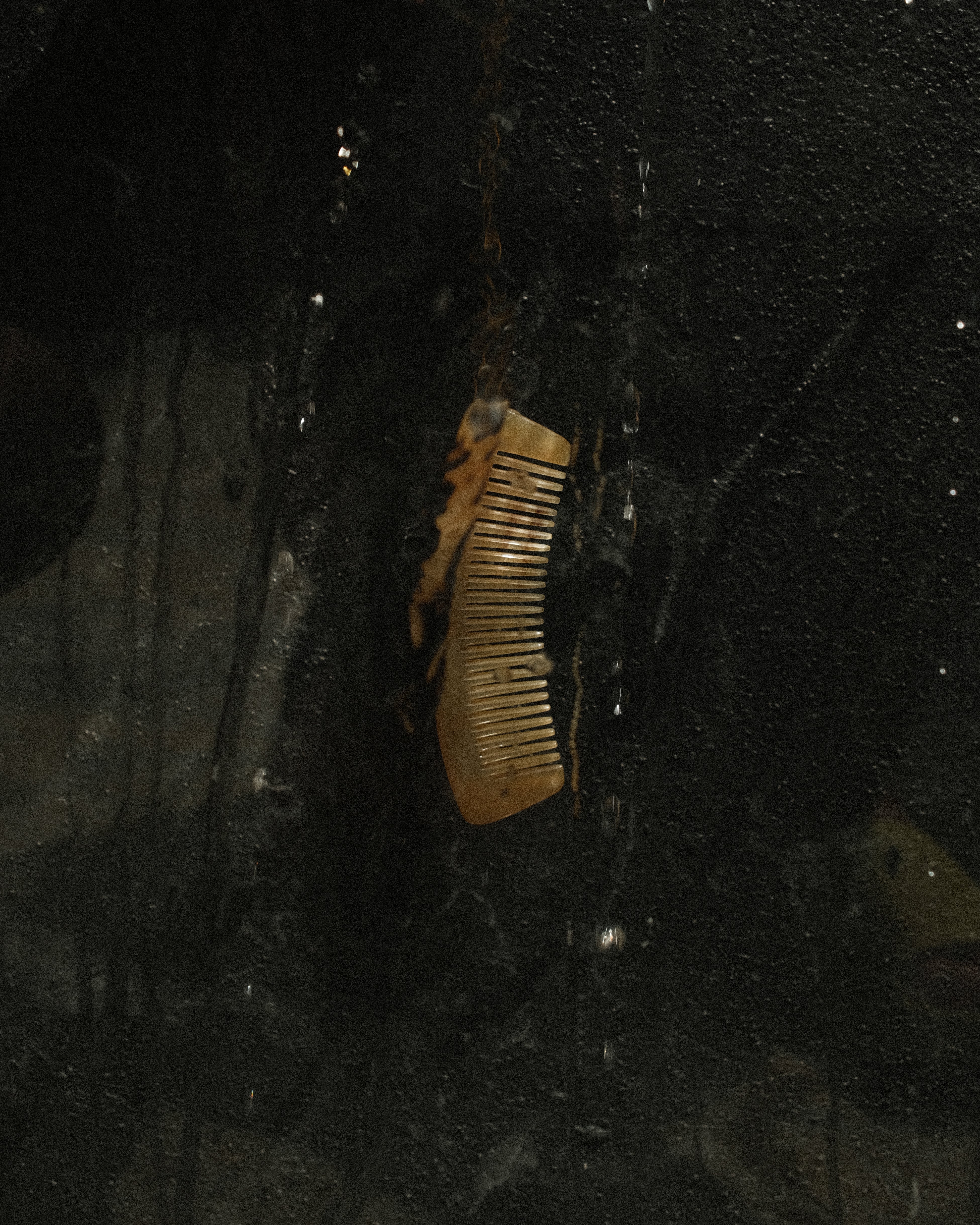 The Curved Gua Sha Comb