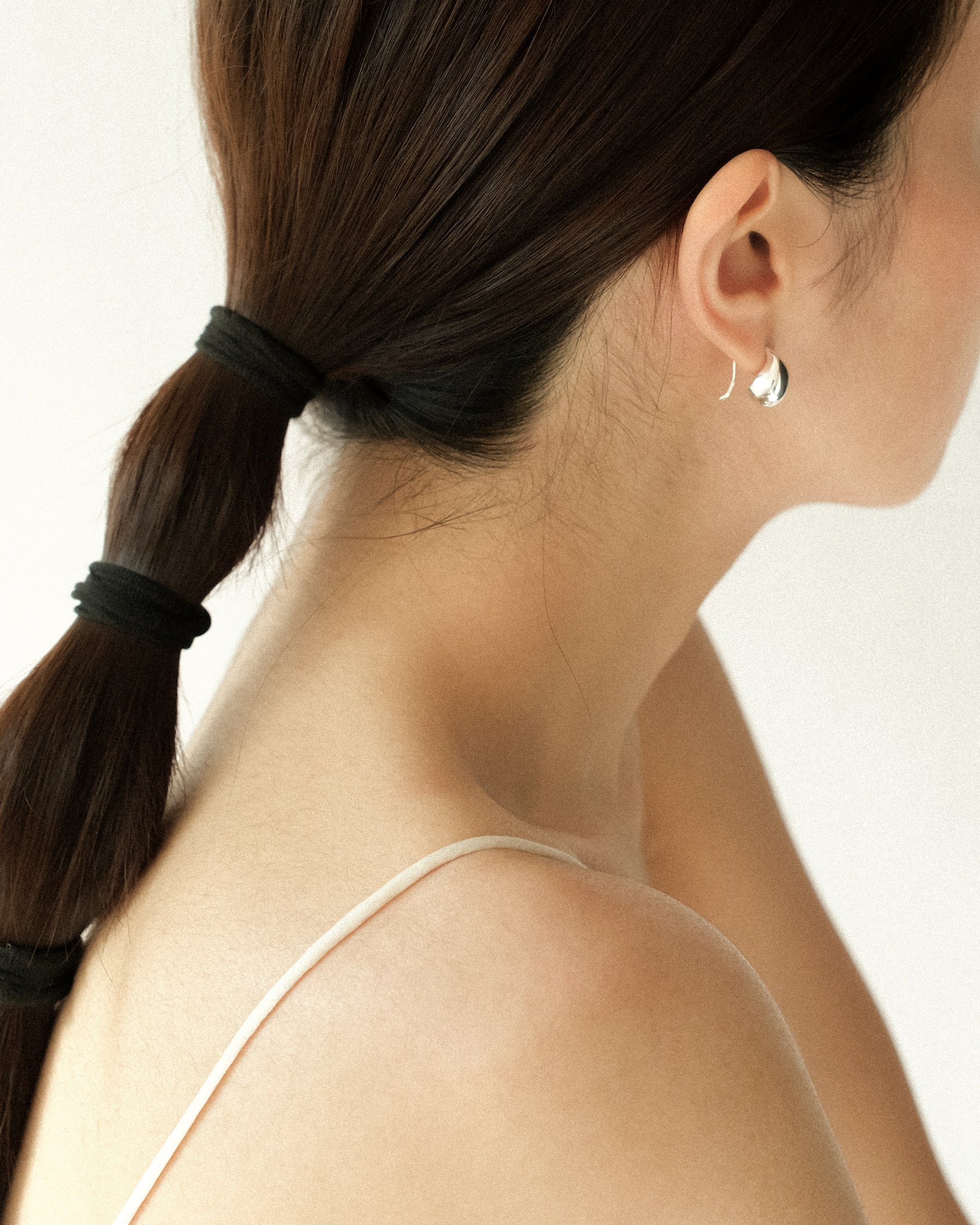 Tosia Dewdrop Dangle Hoop Earrings