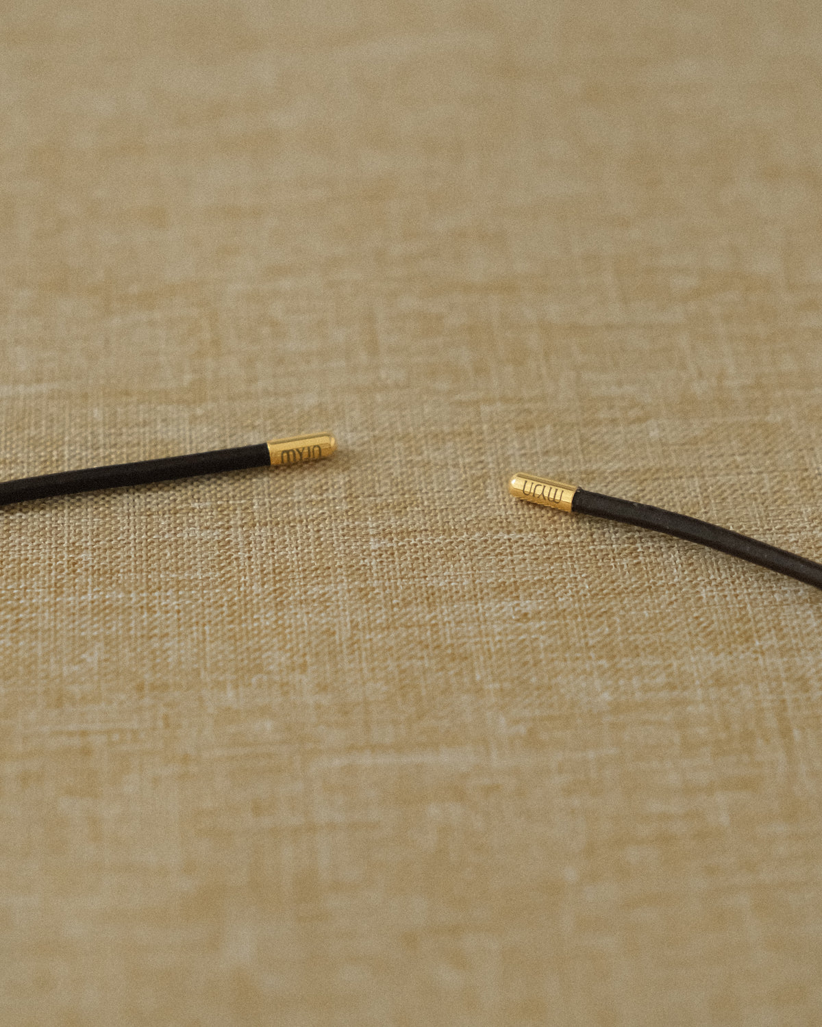 The Auri Comb Necklace