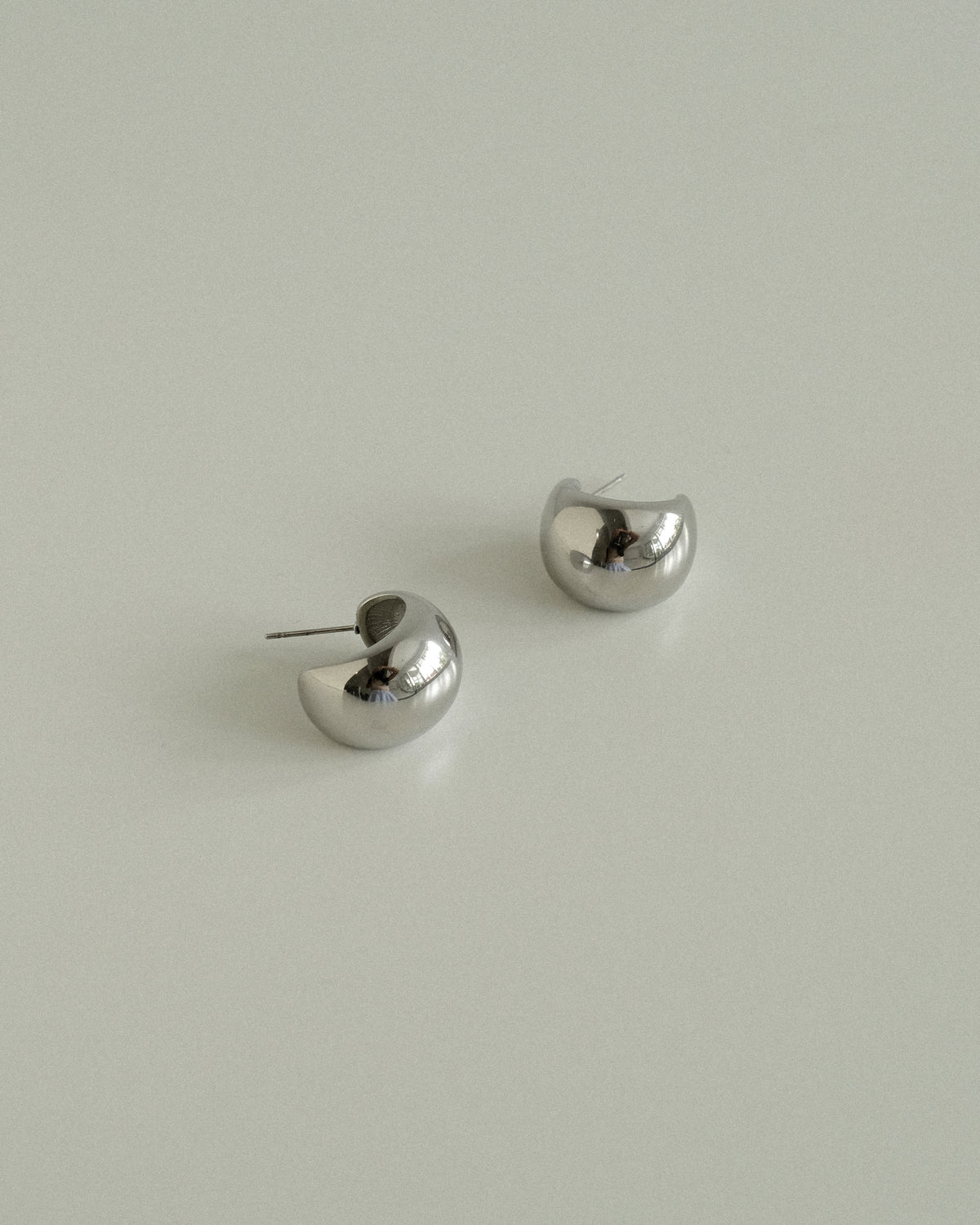 Mini Ortega Bold Dome Stud Earrings