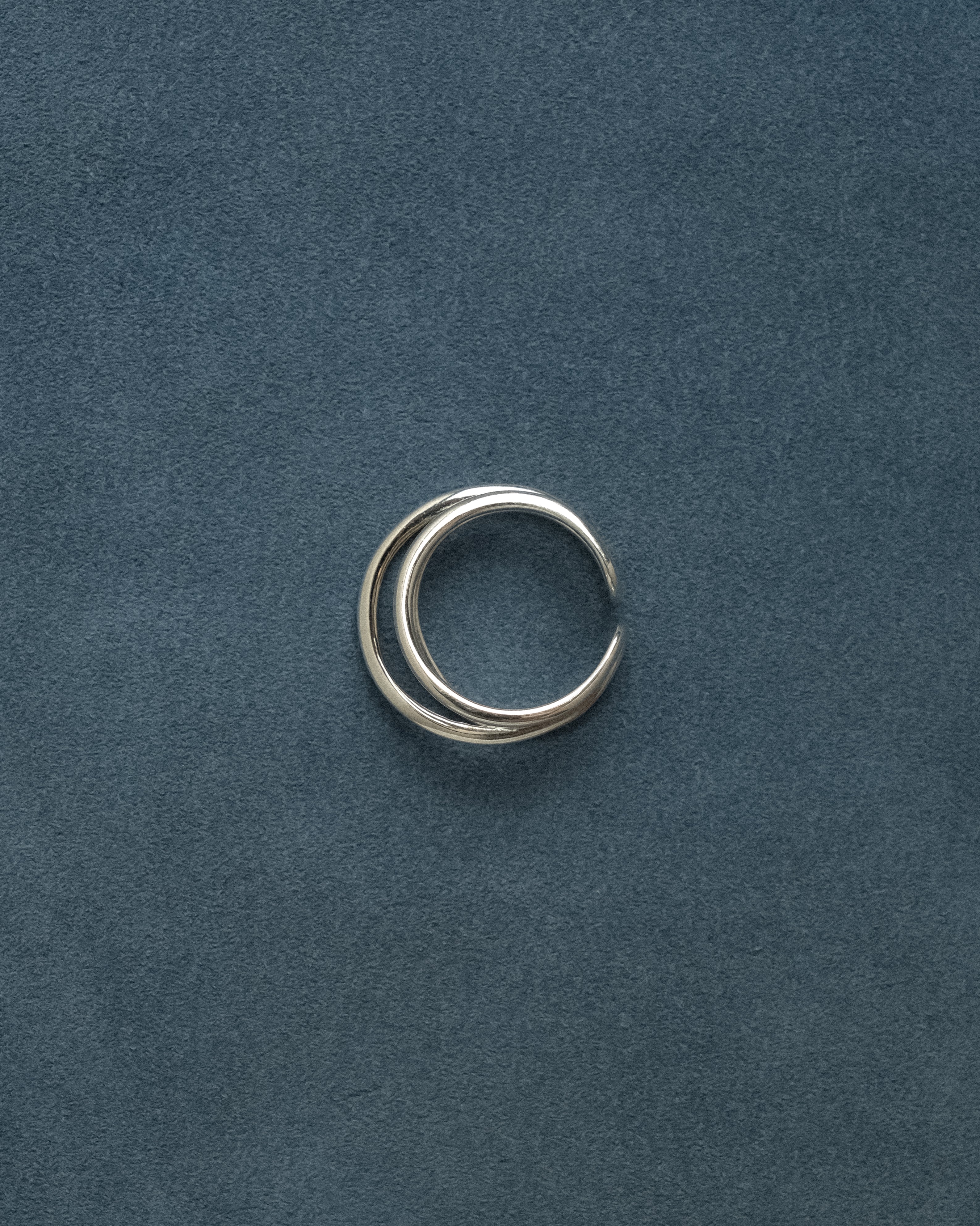 Reya Trio Crossed Band Ring