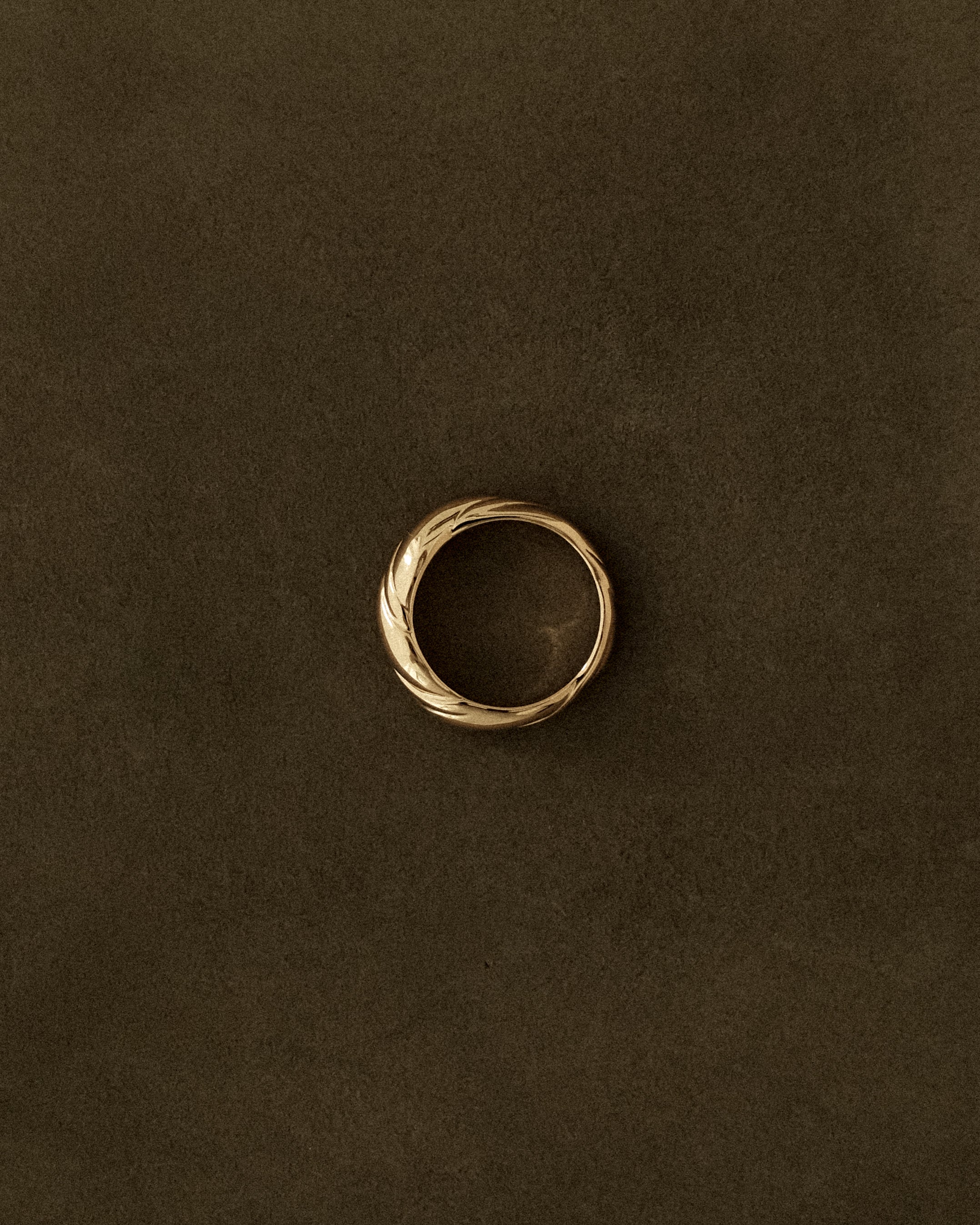 Arja Spiral Band Ring