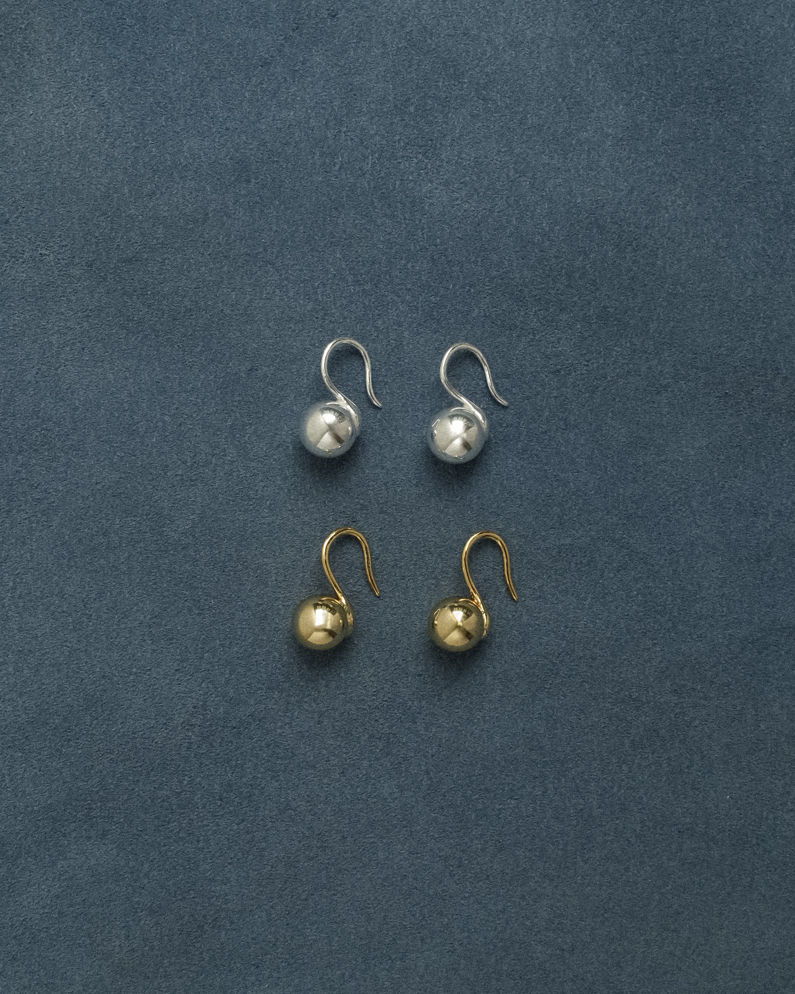 Piccola Quaver Ball Dangle Earrings