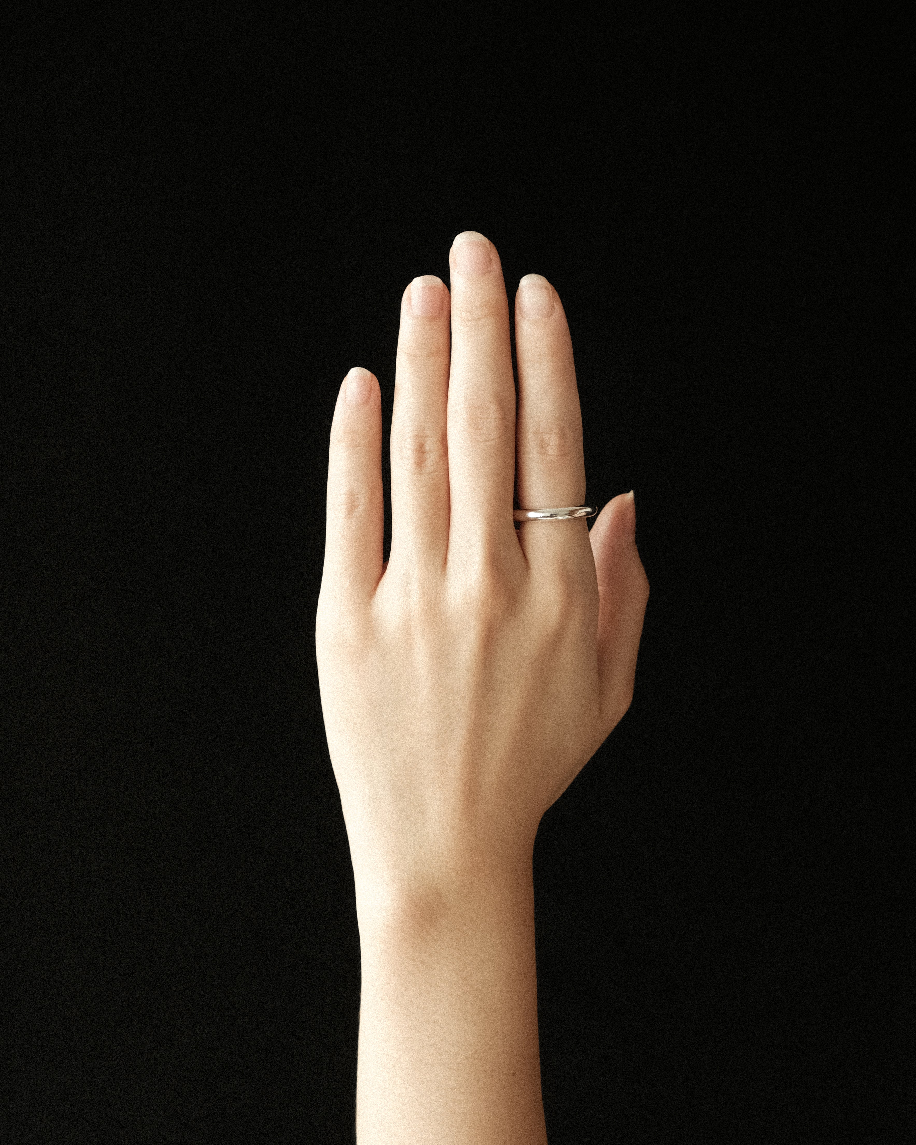 Goma Bold Round Band Ring