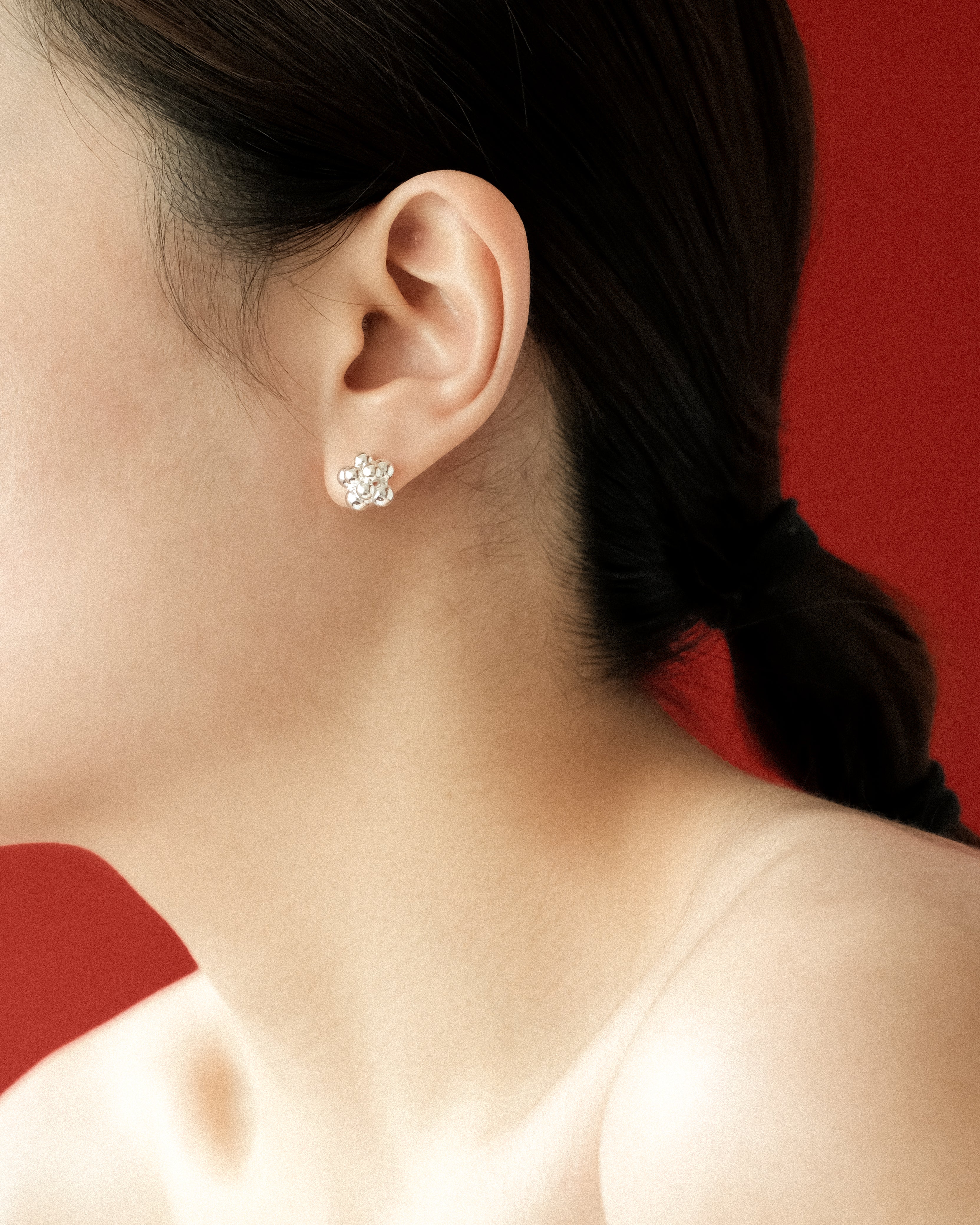 Elinor Mini Bobble Grape Stud Earrings