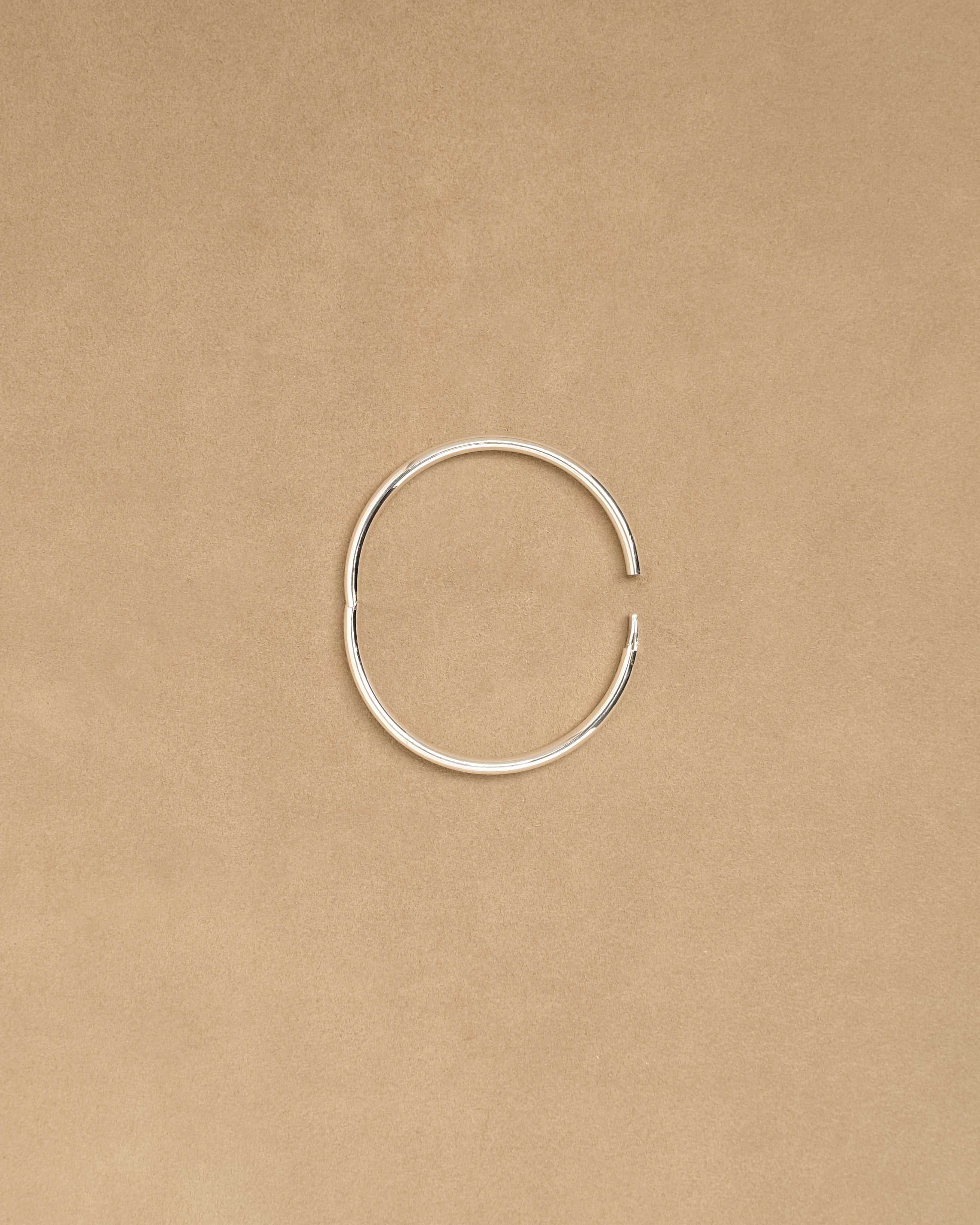 Medium Cigar Barbara Round Bangle