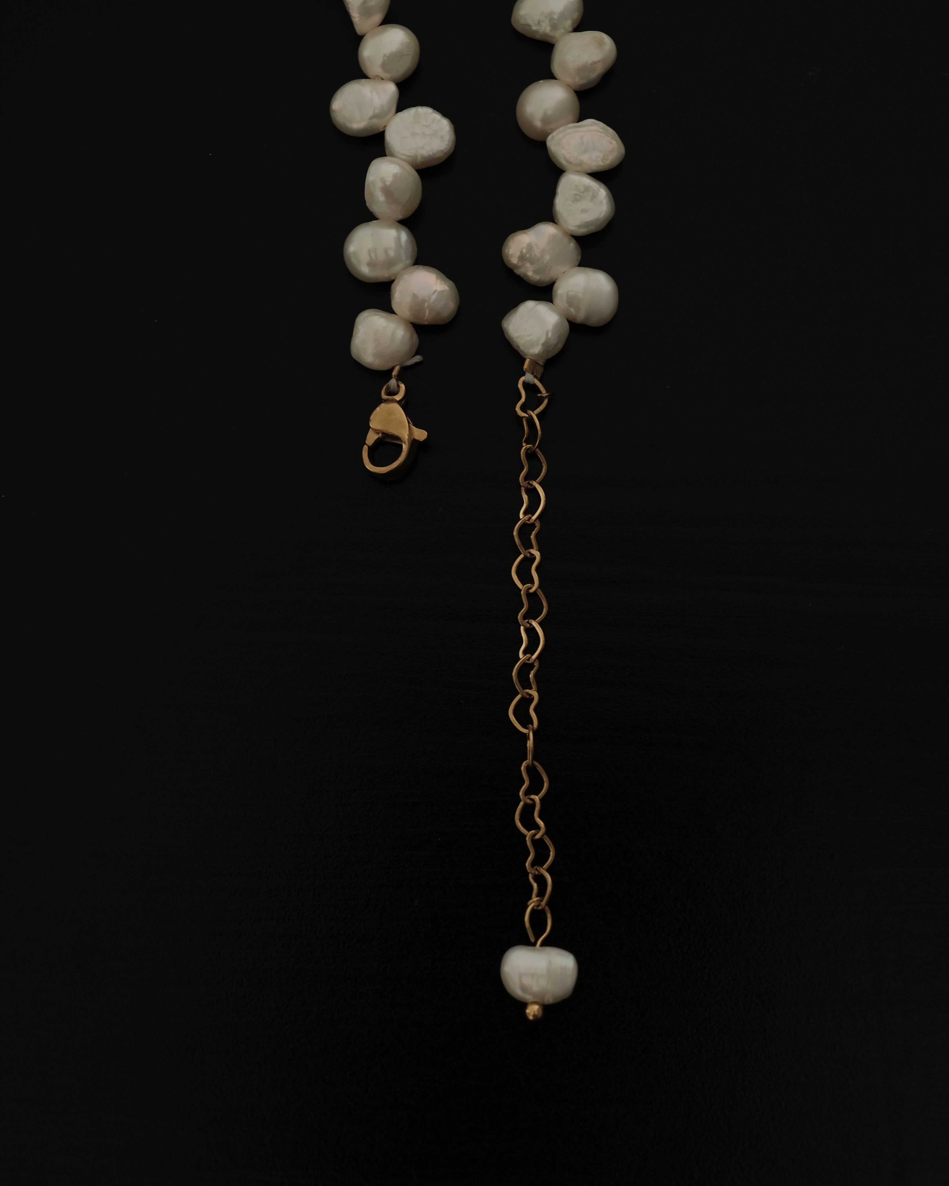 Zoe White Baroque Pearl Bracelet