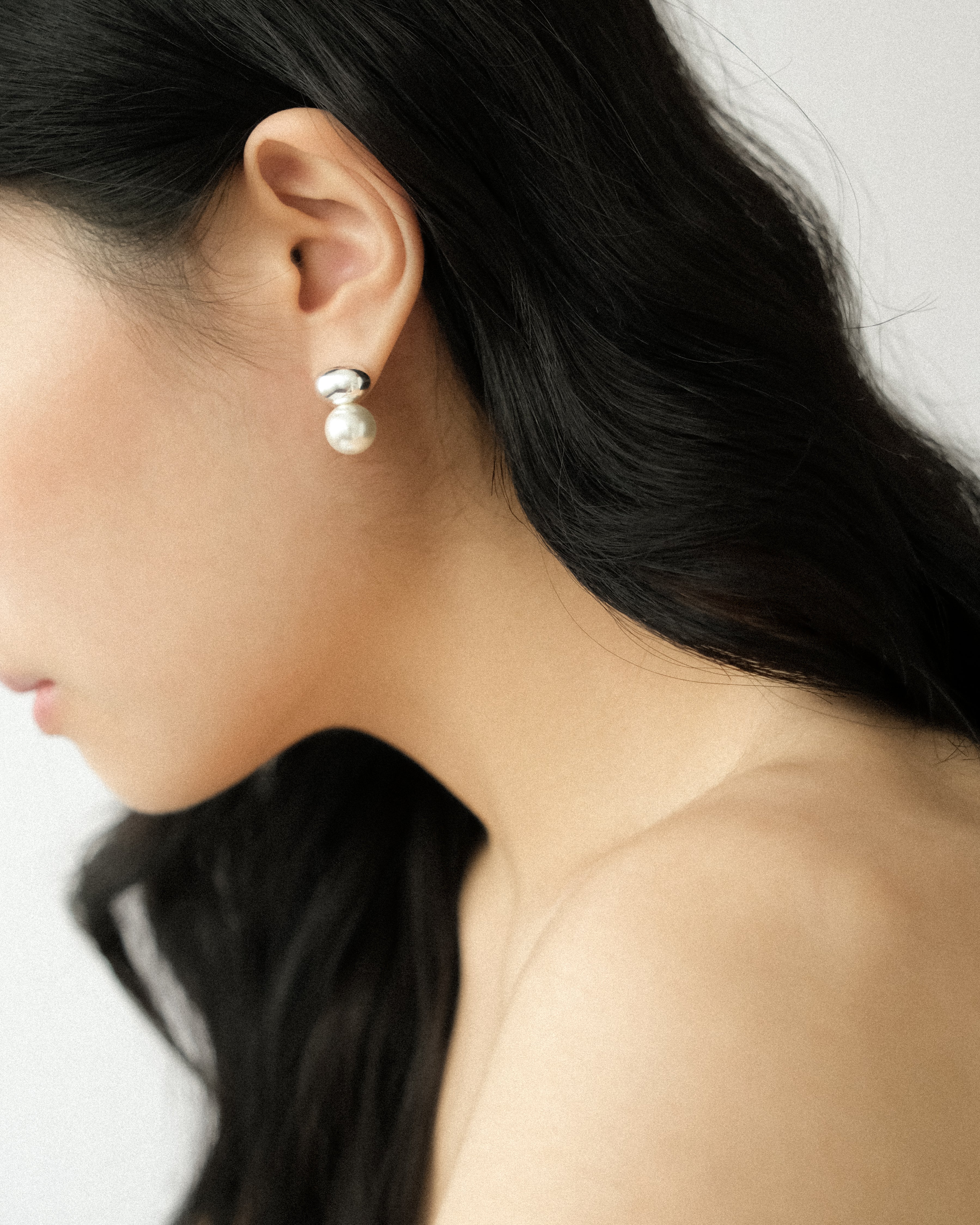 Bold Toia Pearl Stud Earrings