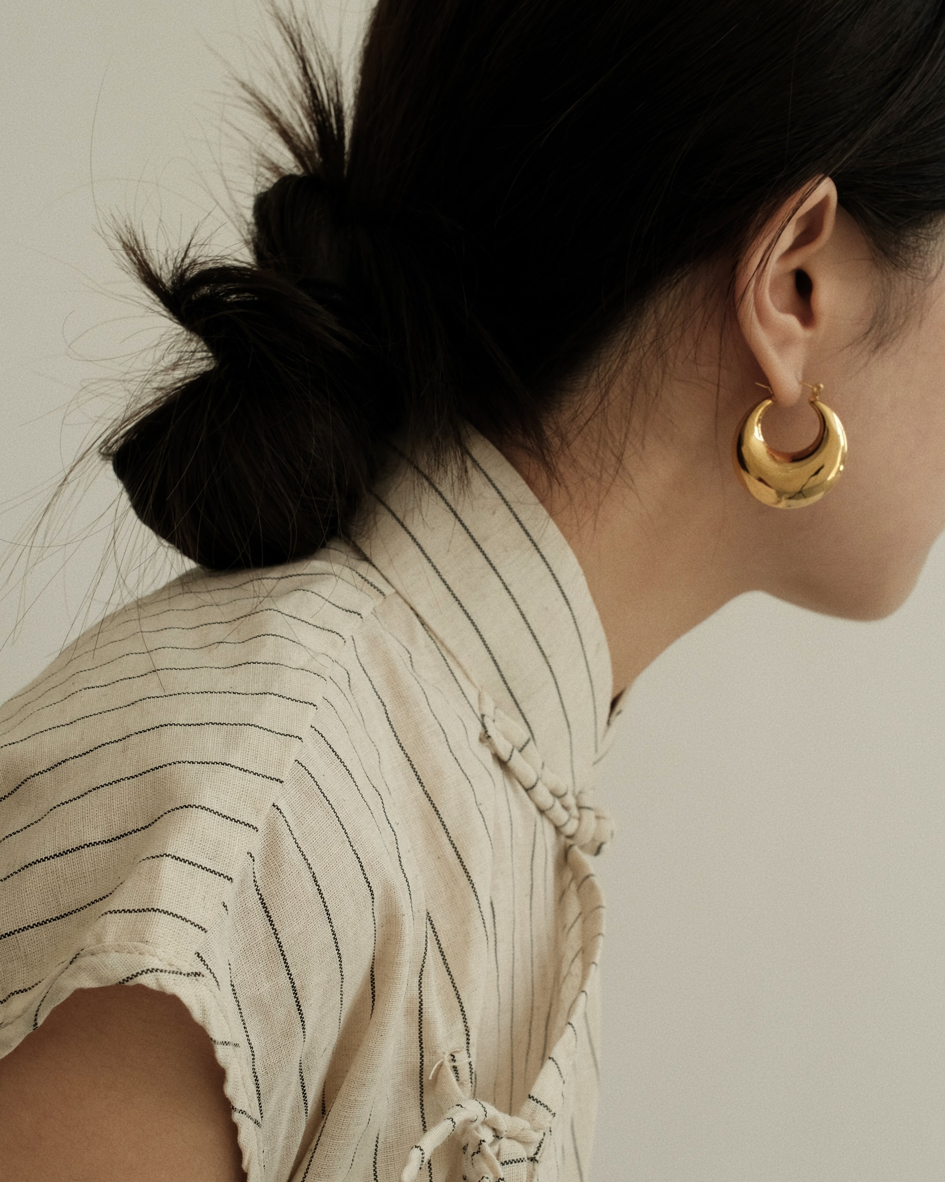 Aenor Large Bold Hoop Earrings