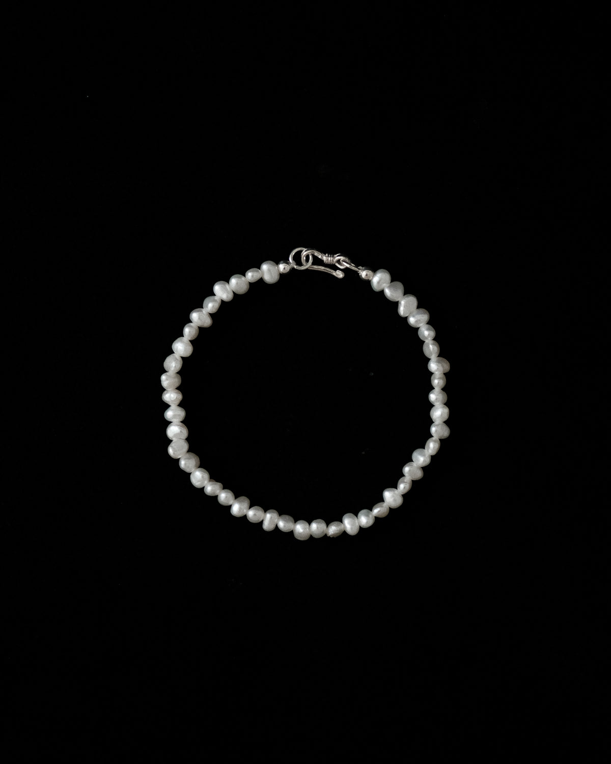 Rheia Tiny Baroque Pearl Bracelet