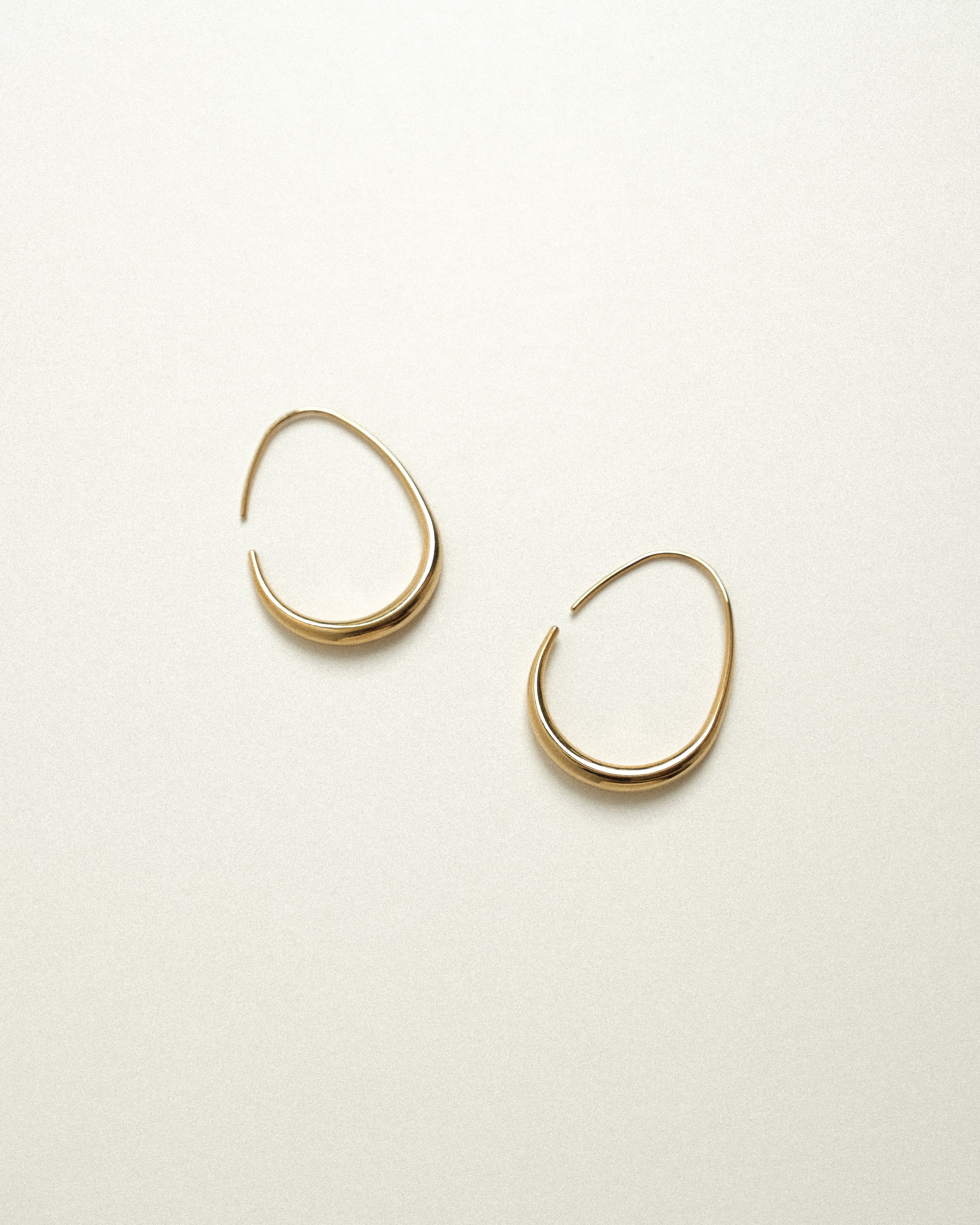 Eolan Pebble Hoop Earrings
