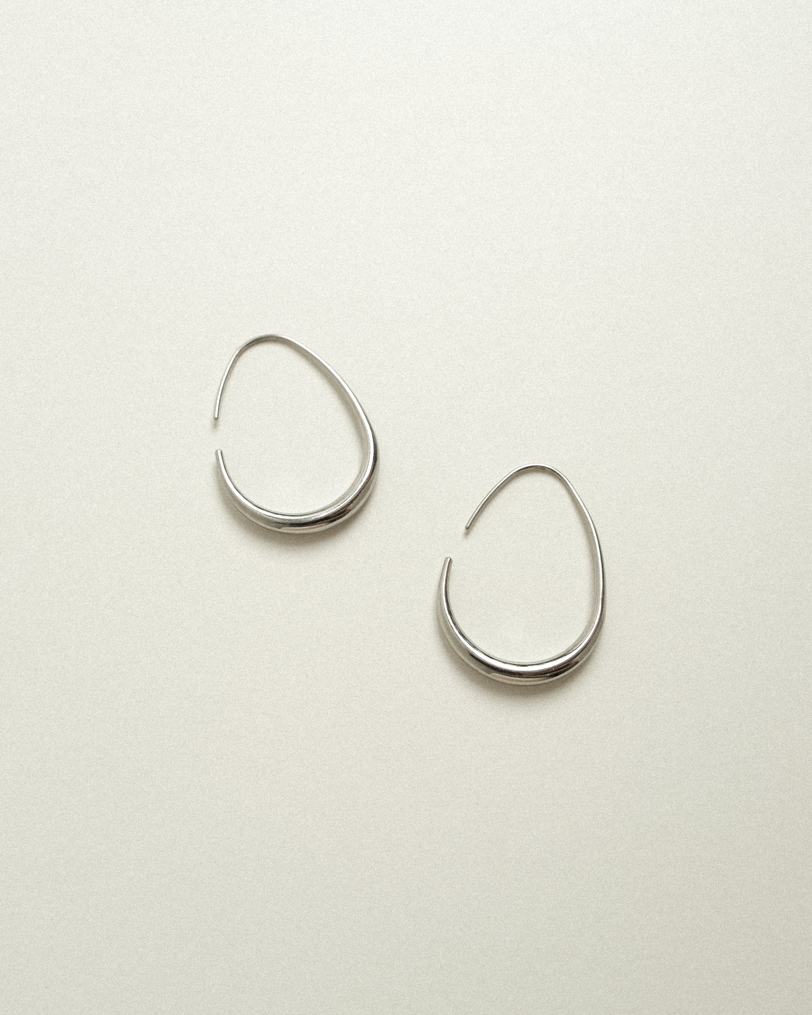 Eolan Pebble Hoop Earrings