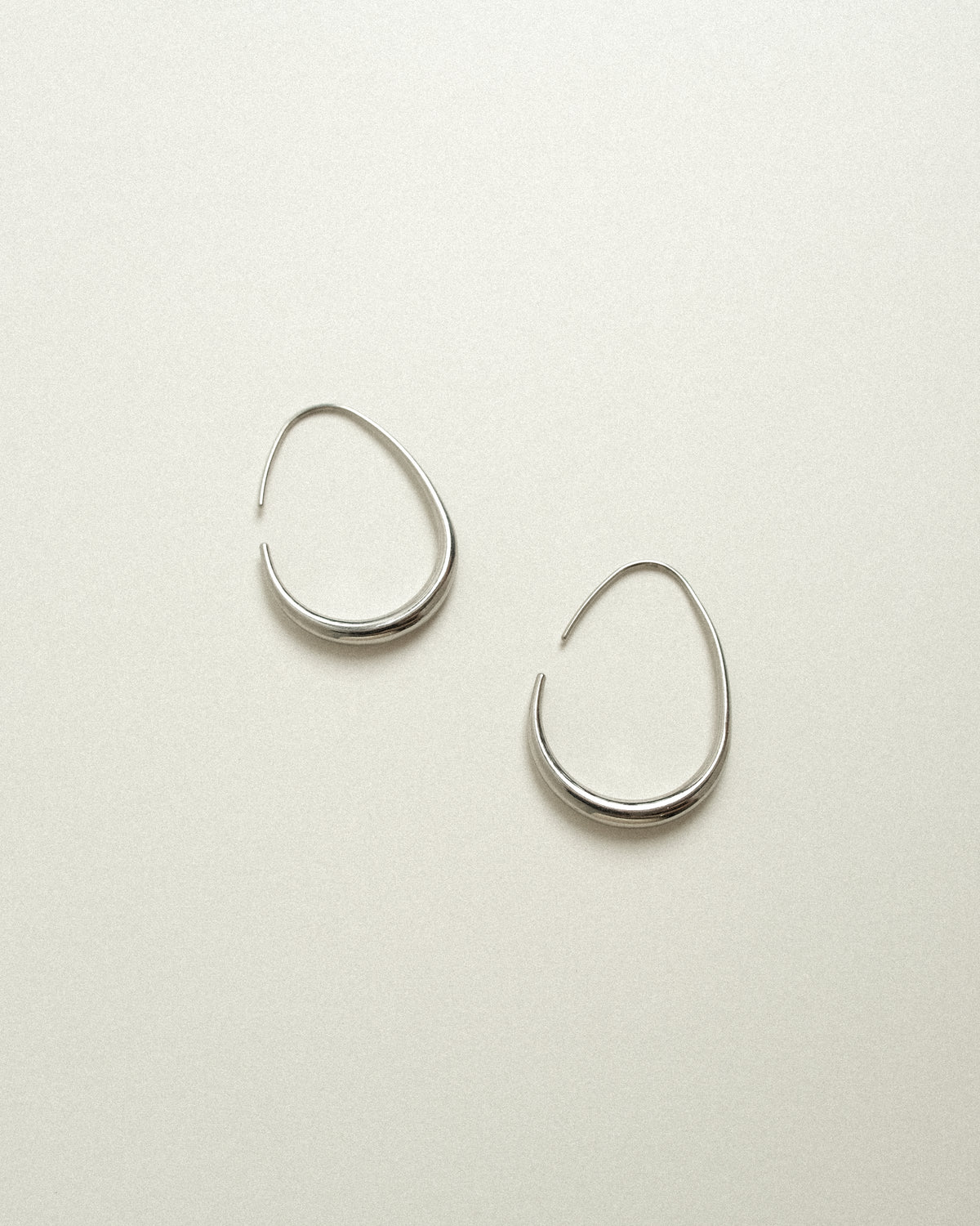 Eolan Pebble Hoop Earrings