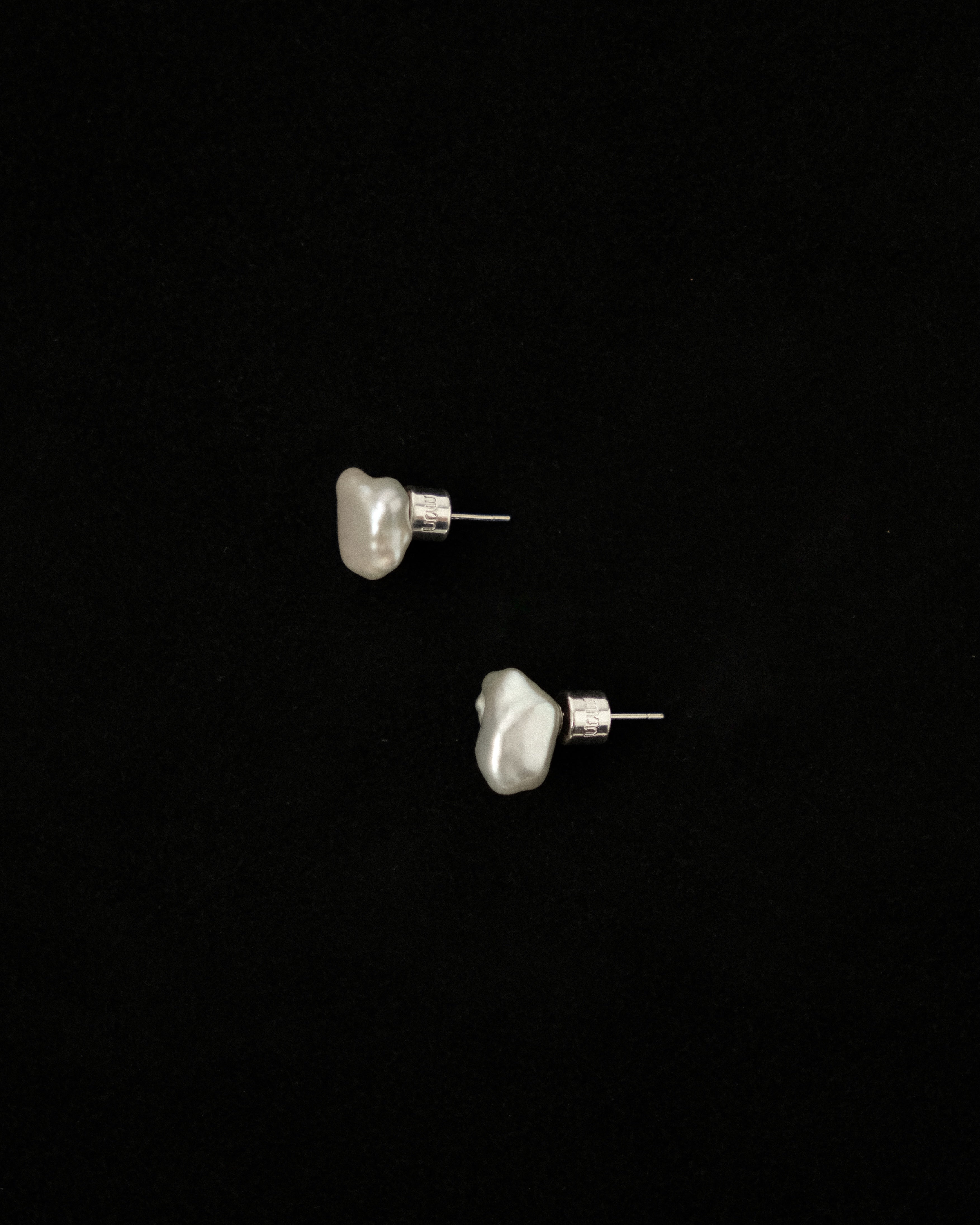 Edo Irregular Keshi Pearl Stud Earrings
