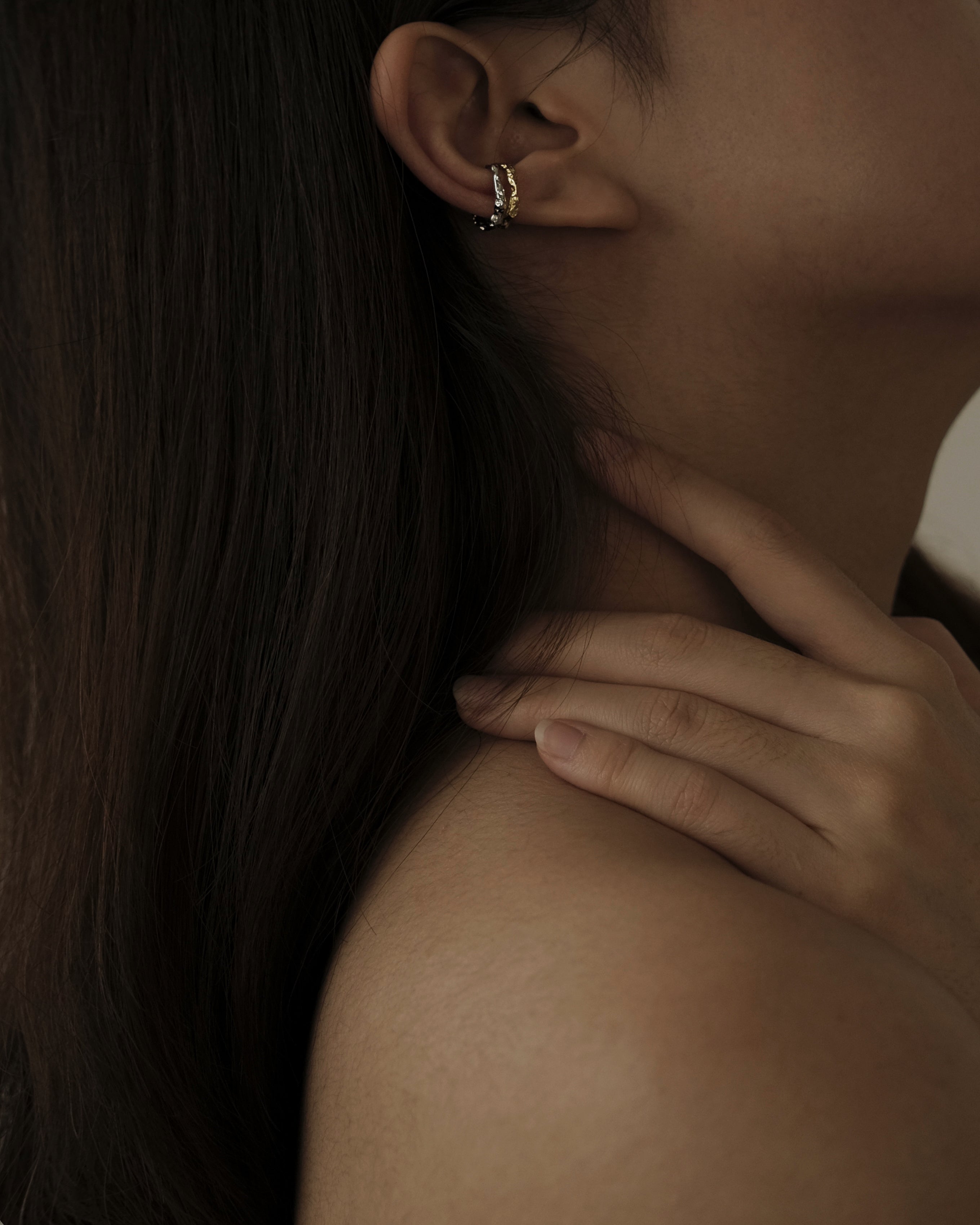 Ide Petite Hammered Ear Cuff