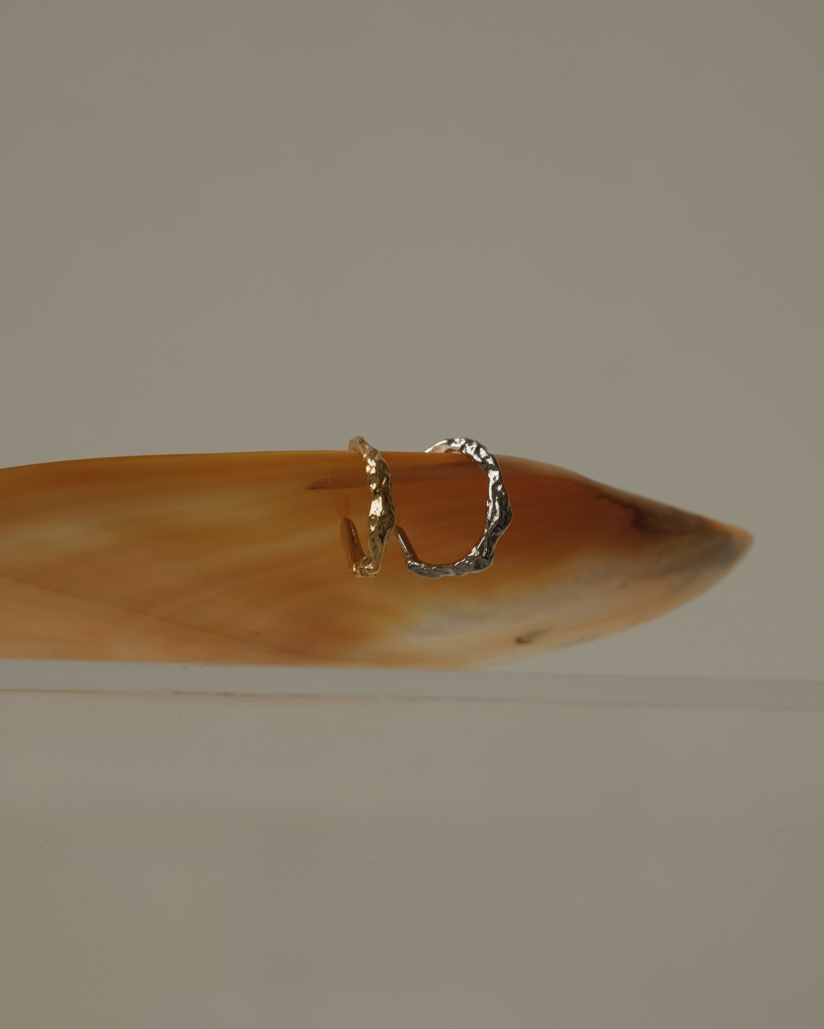 Ide Petite Hammered Ear Cuff