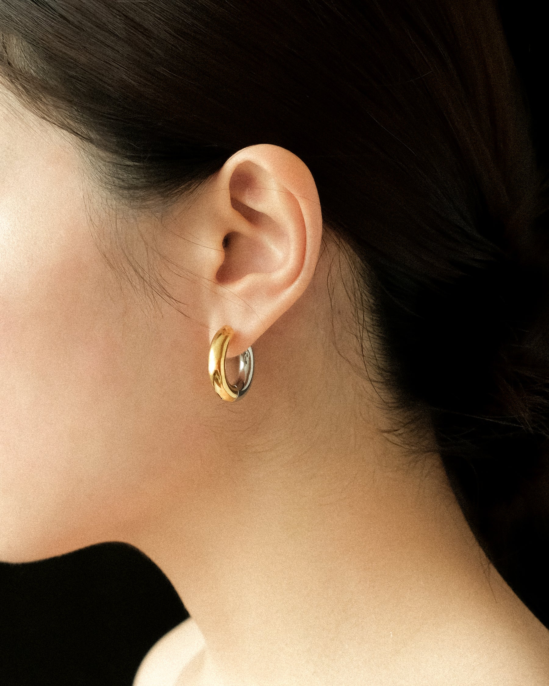 Ombé Contrast Pepper Hoop Earrings