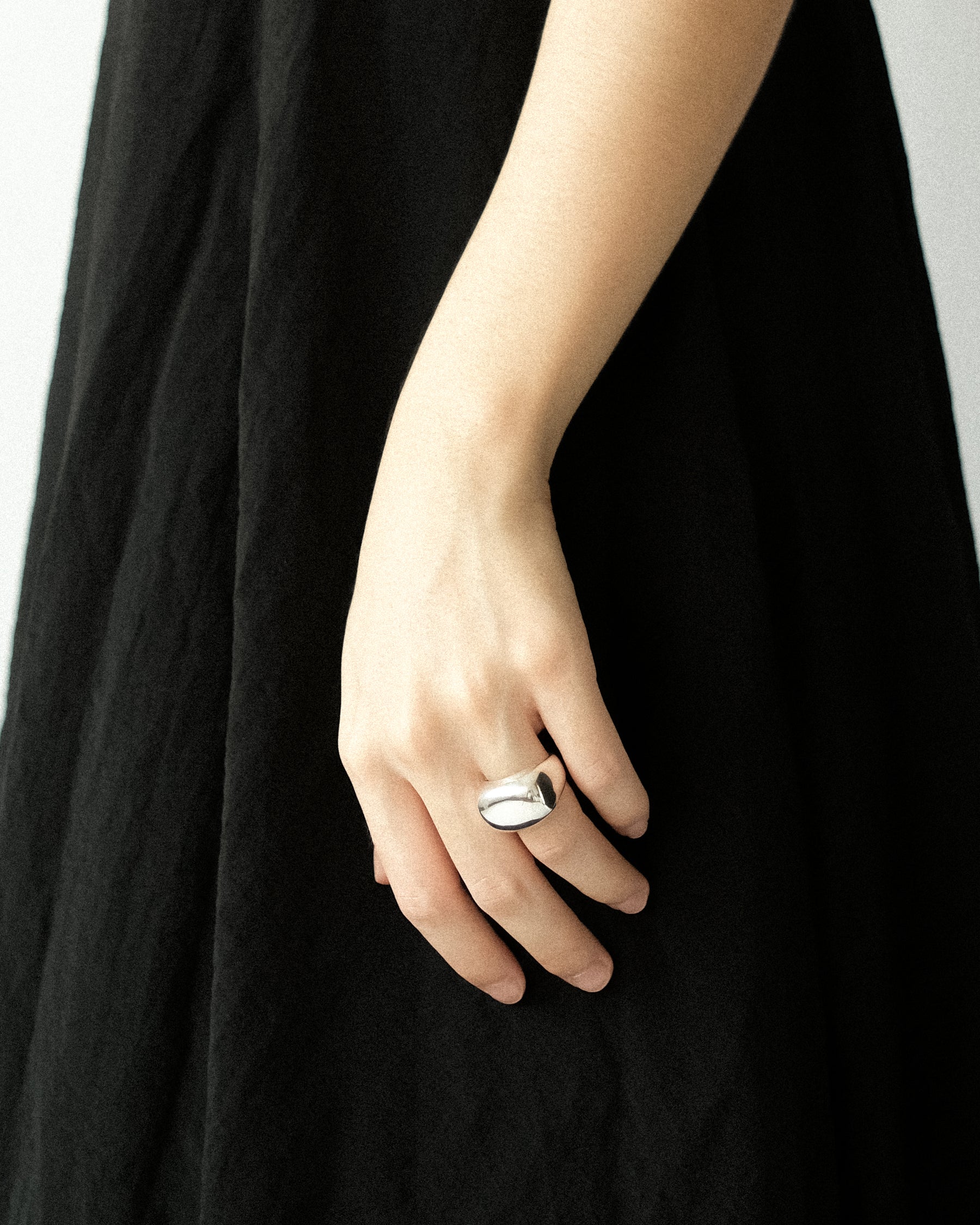 Laia Bold Dome Ring