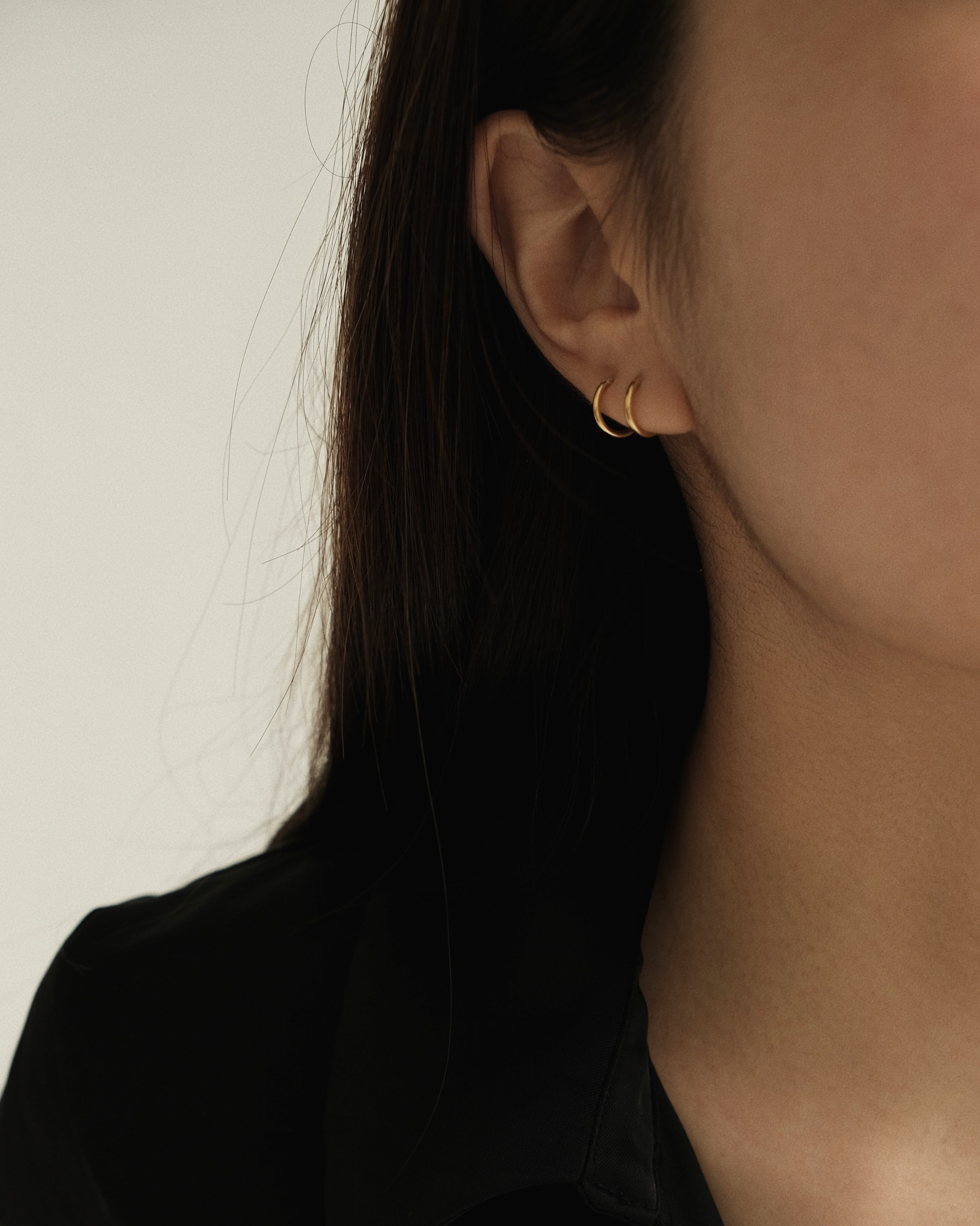 Edna Mini Huggie Hoop Earrings