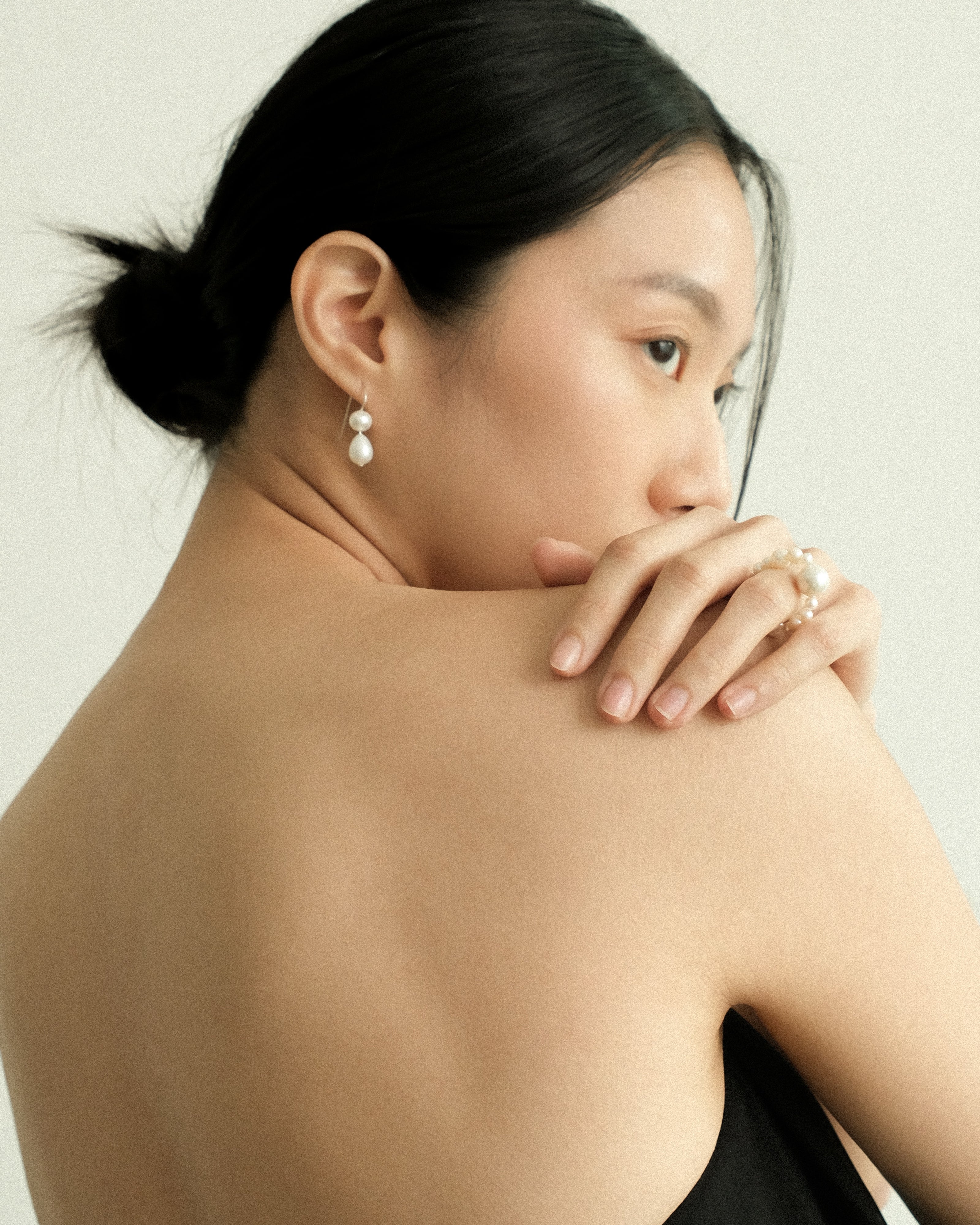 Amélia Assorted Fresh Water Pearl Dangle Earrings