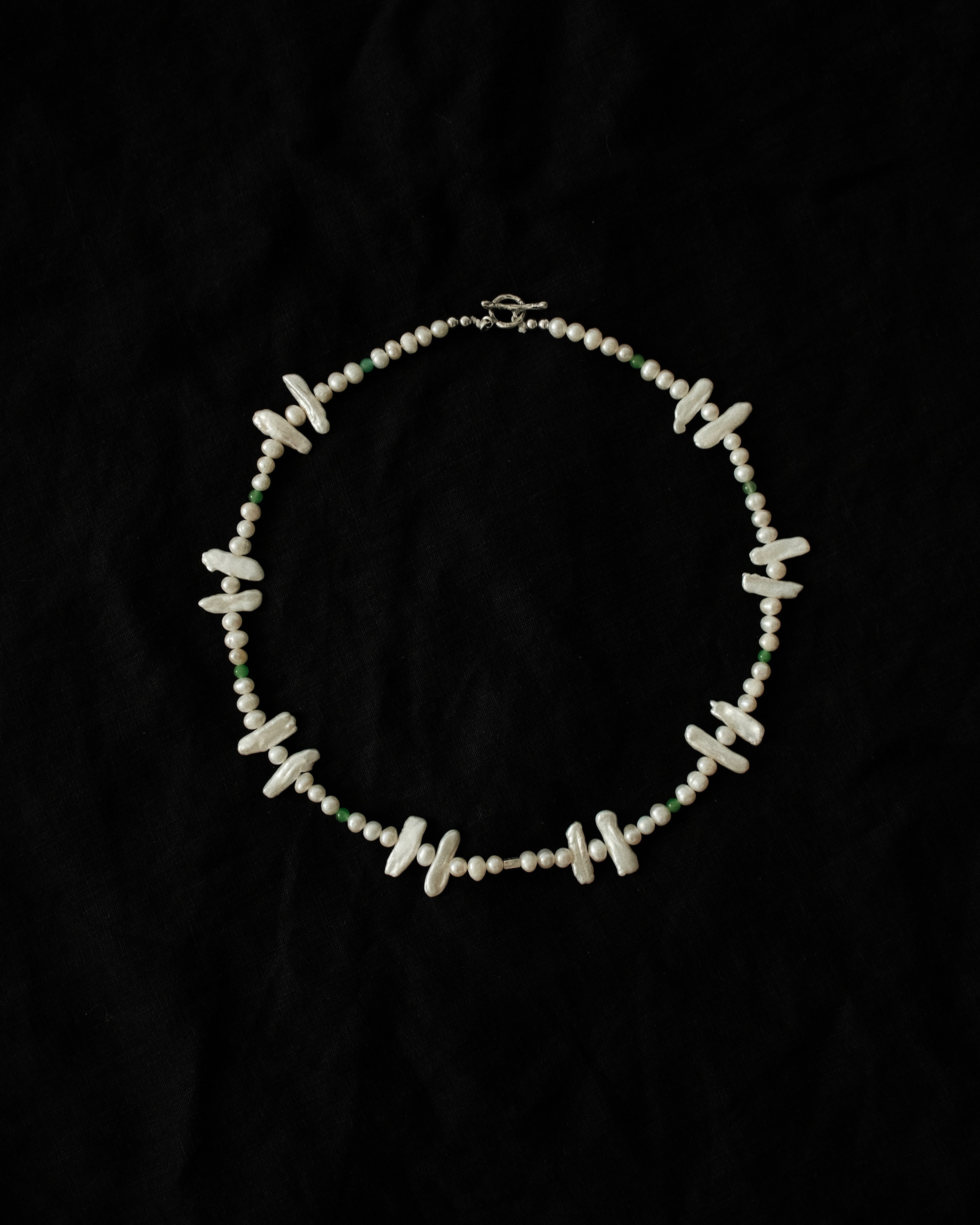 The Regal Verde Pearl Necklace 001