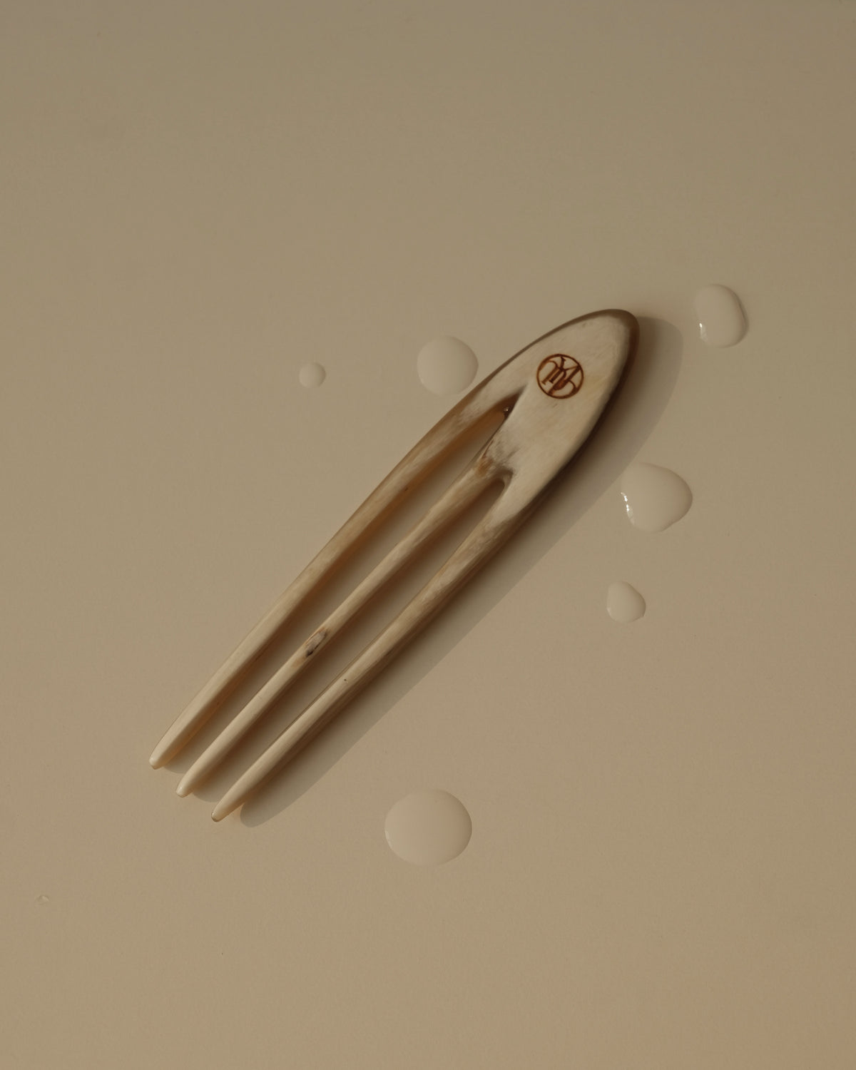 The Enhanced Horn Hair Pin 003