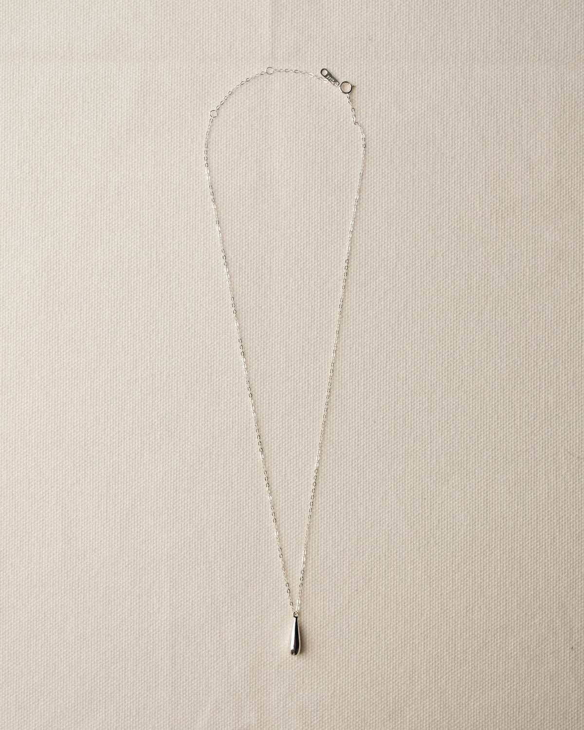 Aoja Droplet Pendant Necklace