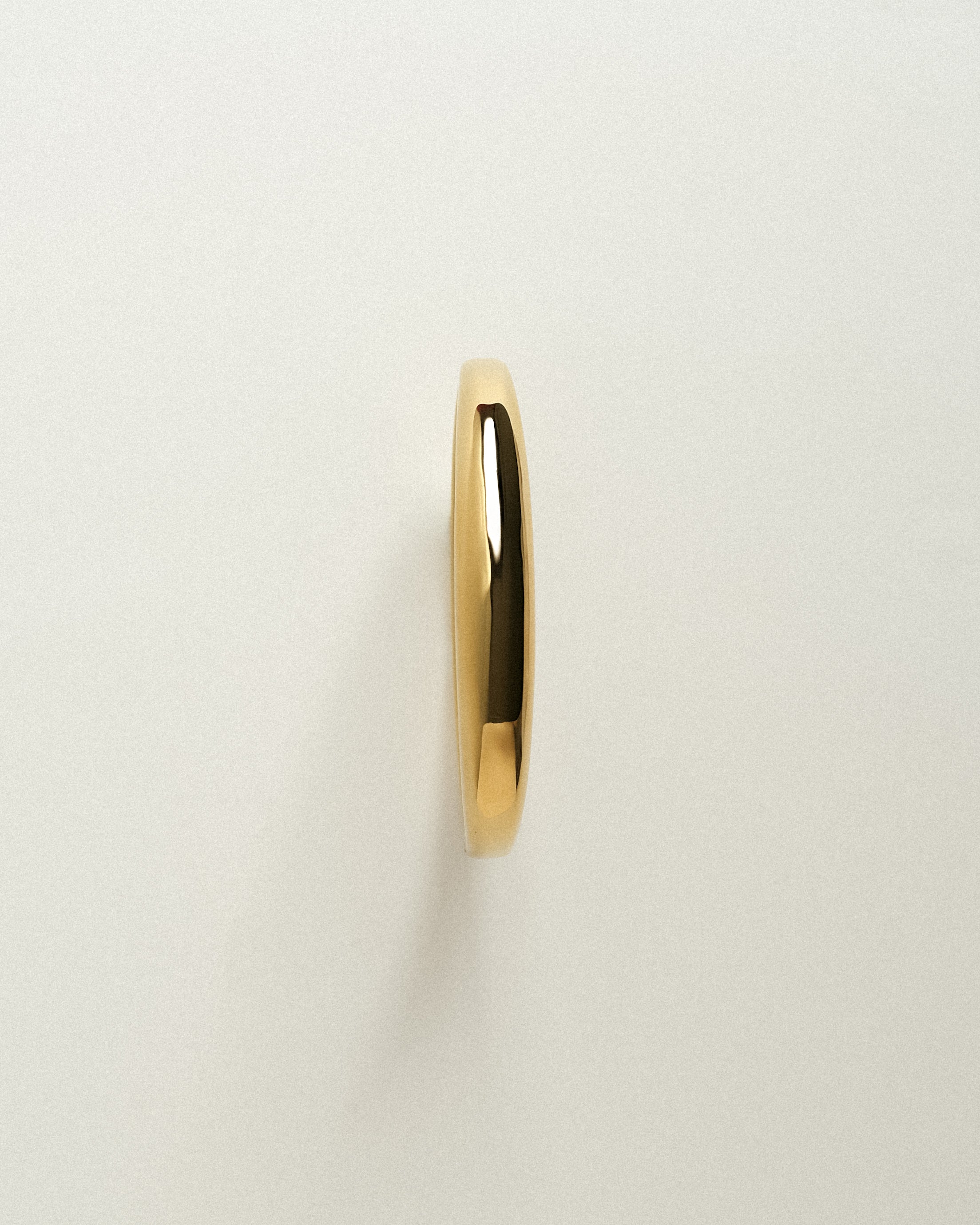 Elda Oval Bangle