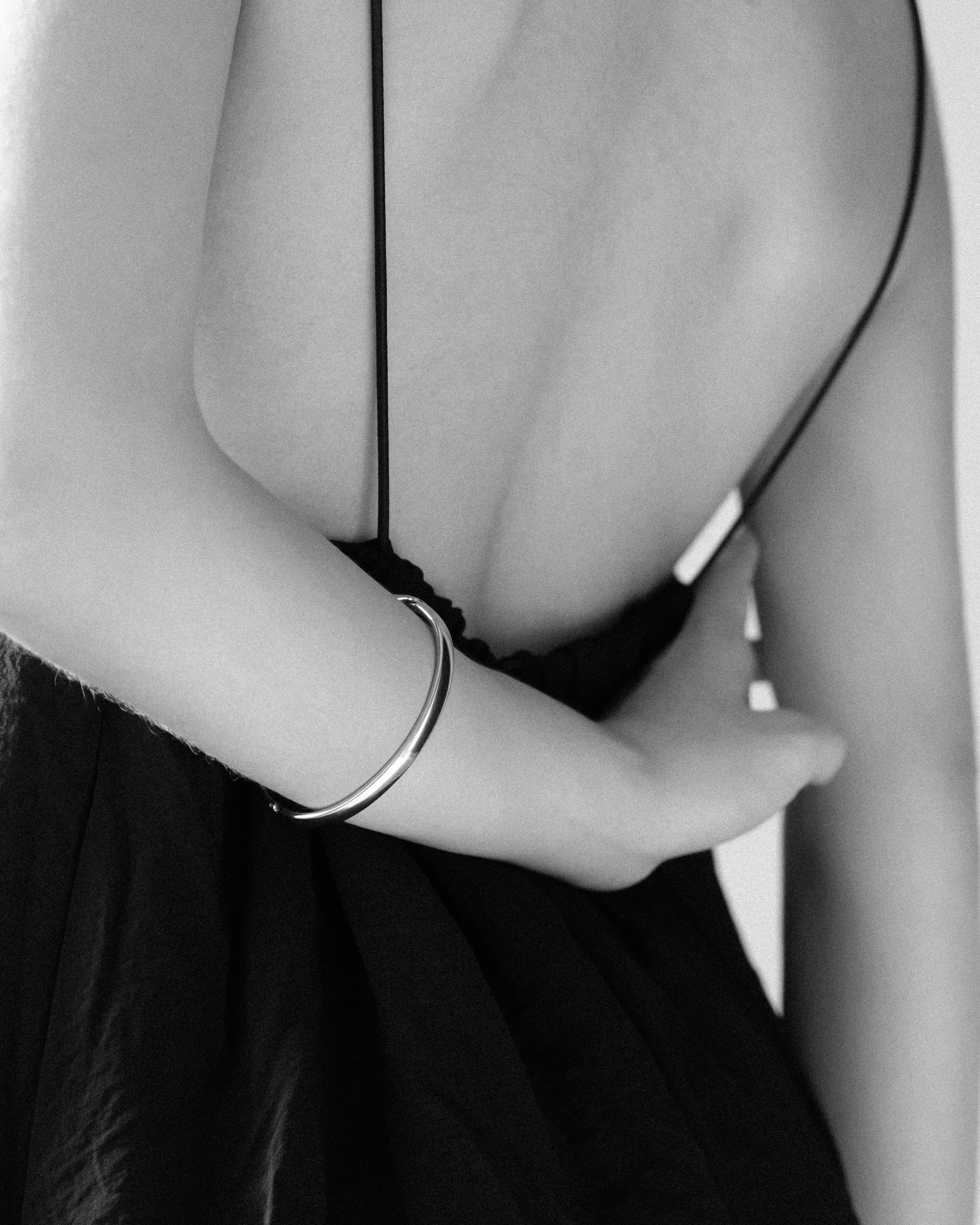 Elda Oval Bangle