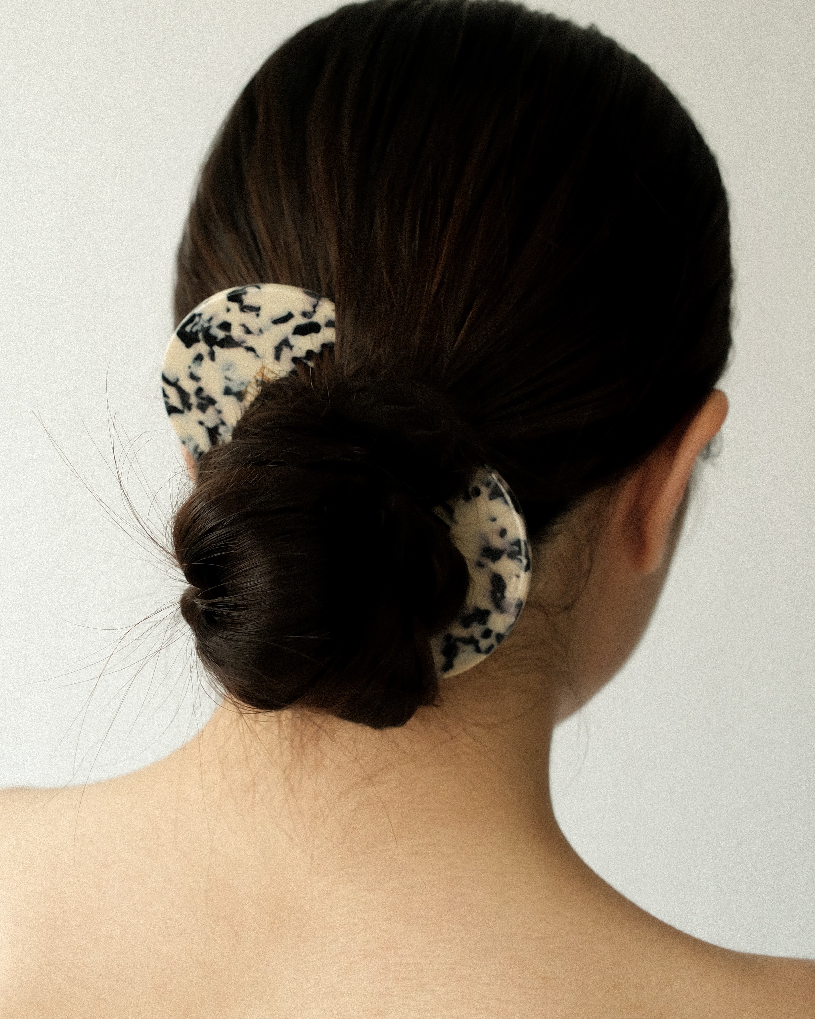 Marbre d’Encre Tassel Comb