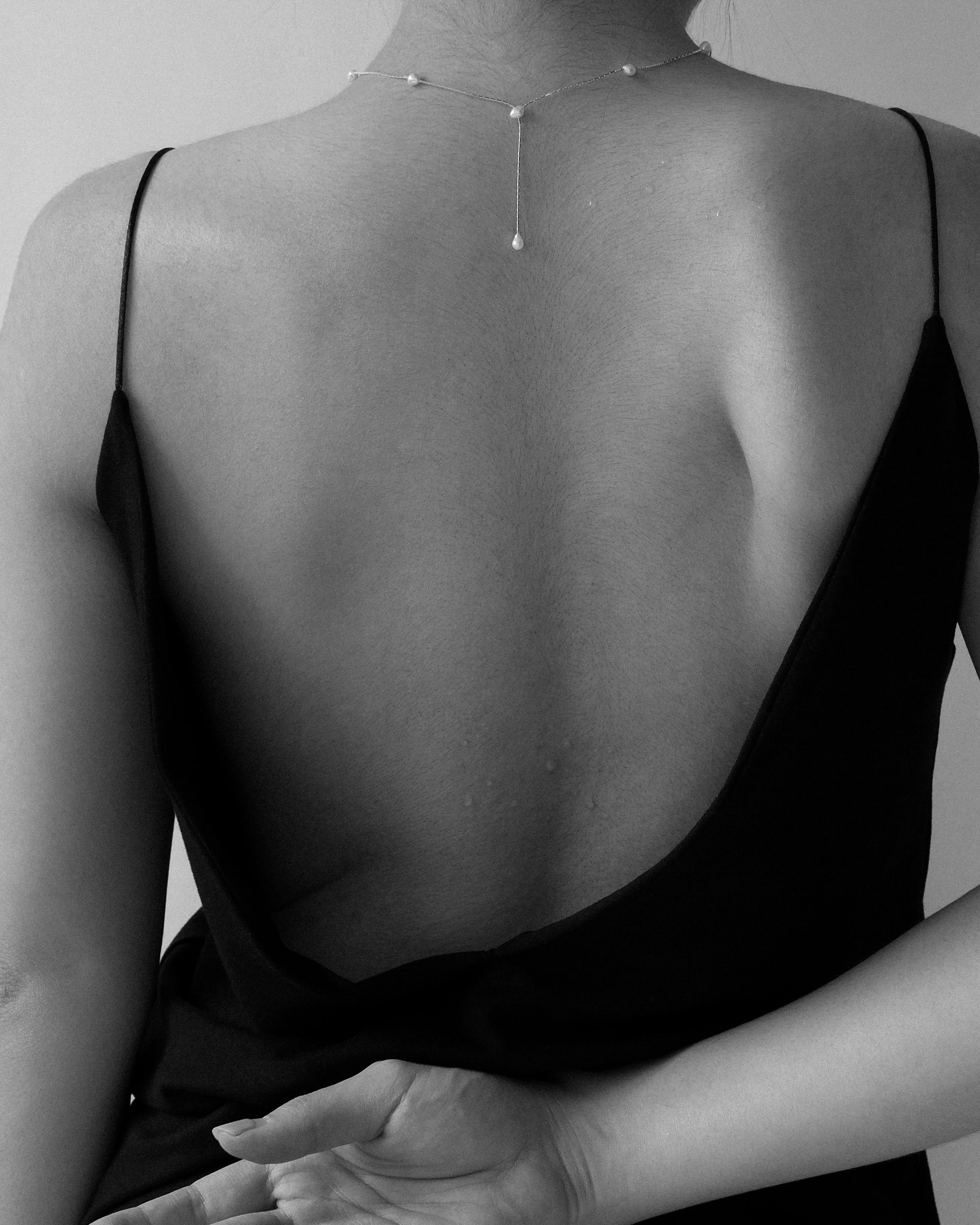 Aglaé Tiny Keshi Pearl Droplet Necklace