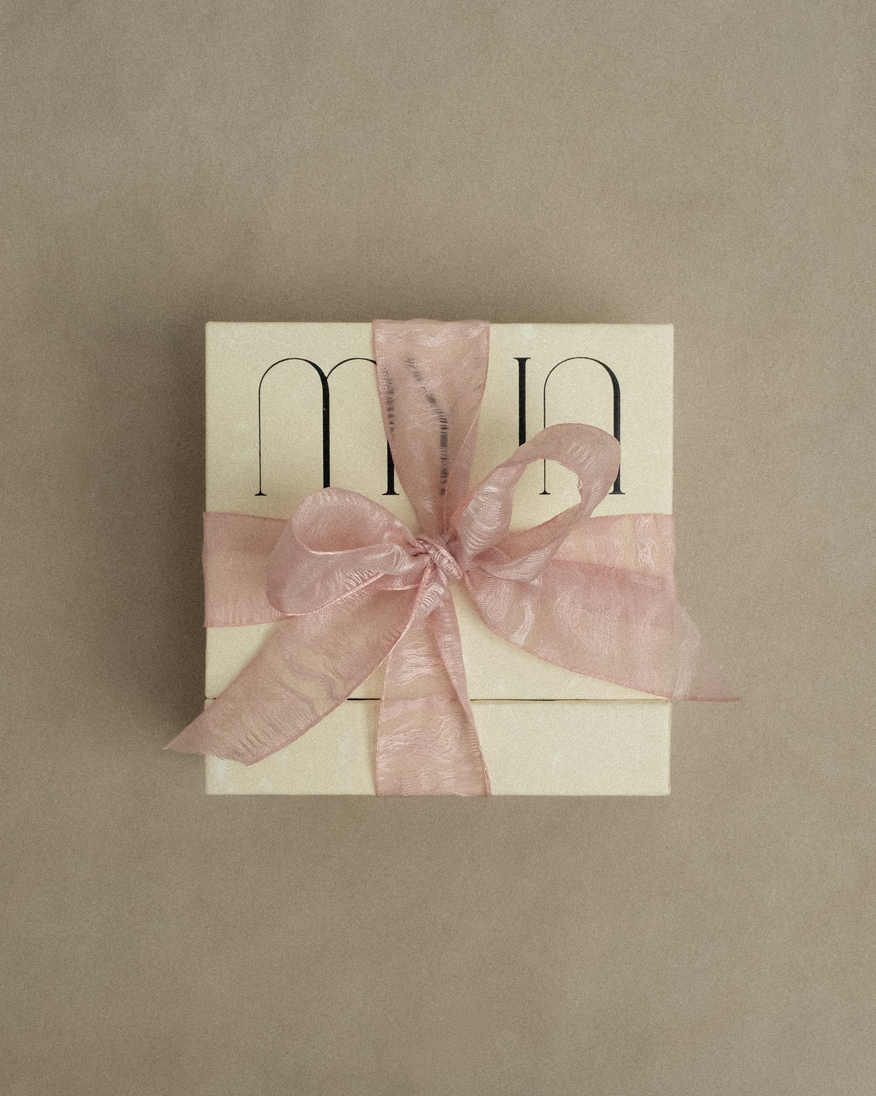 Holiday: 'The Archive' Silk Ribbon Gift Box