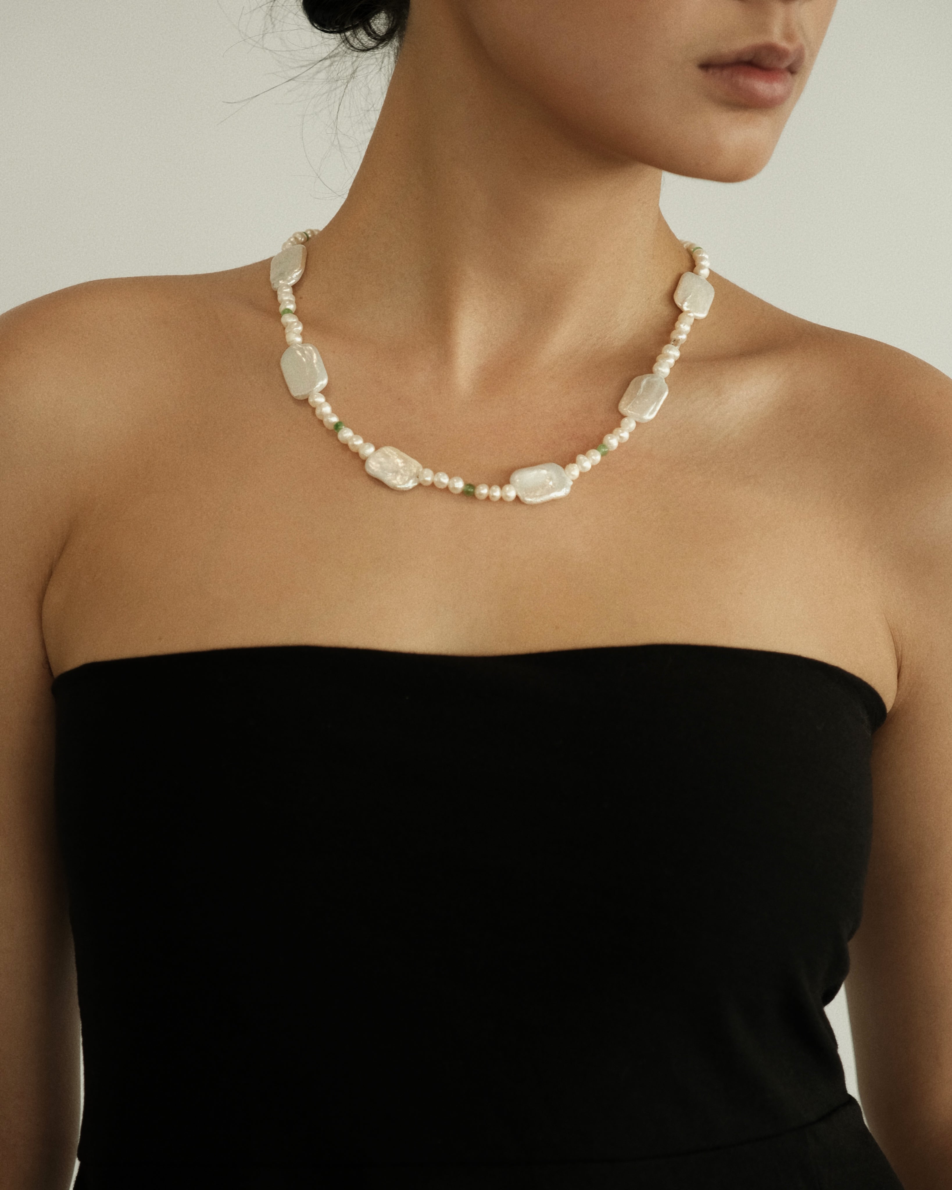 The Regal Verde Necklace 002