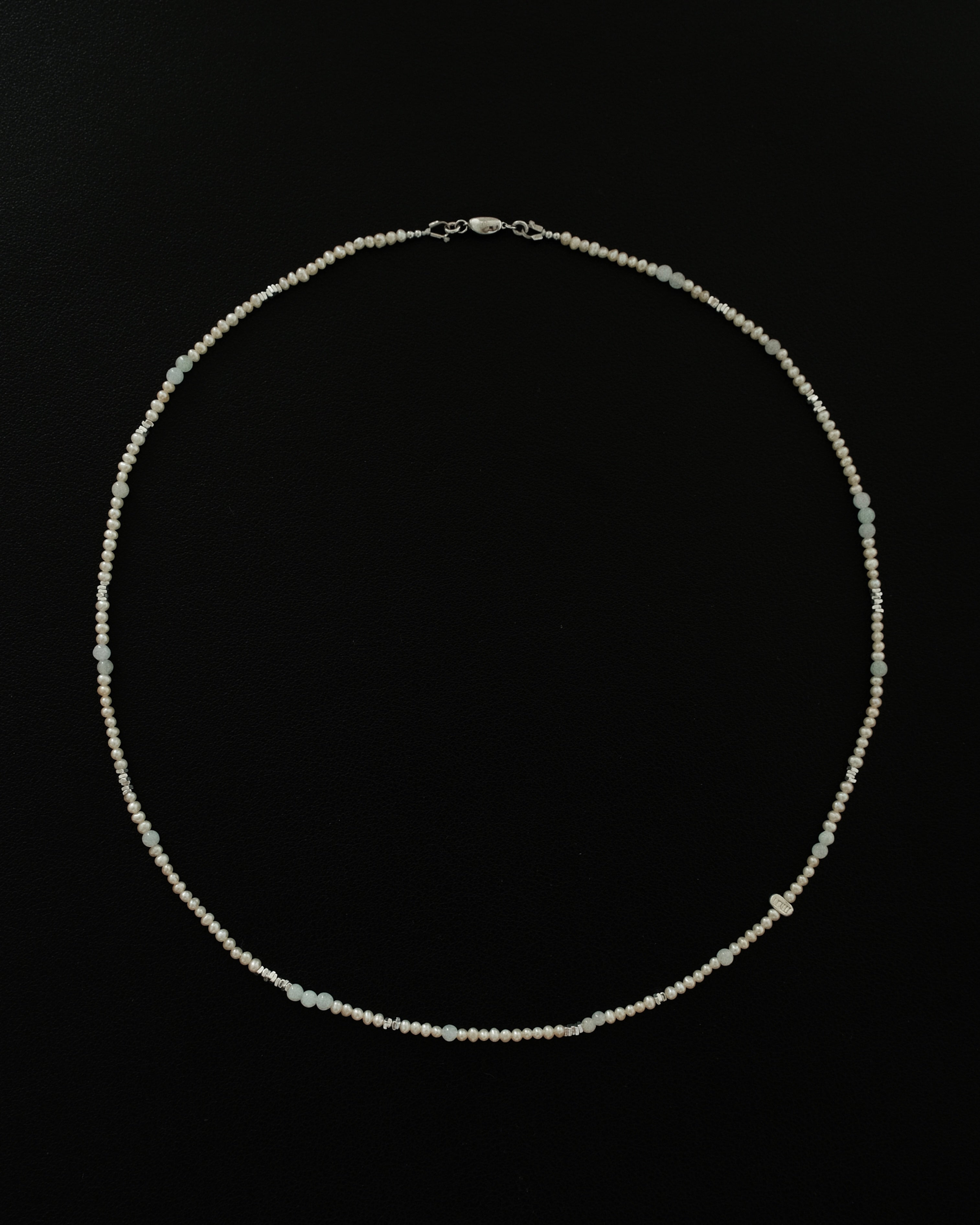 The Teal Pearl Necklace 002
