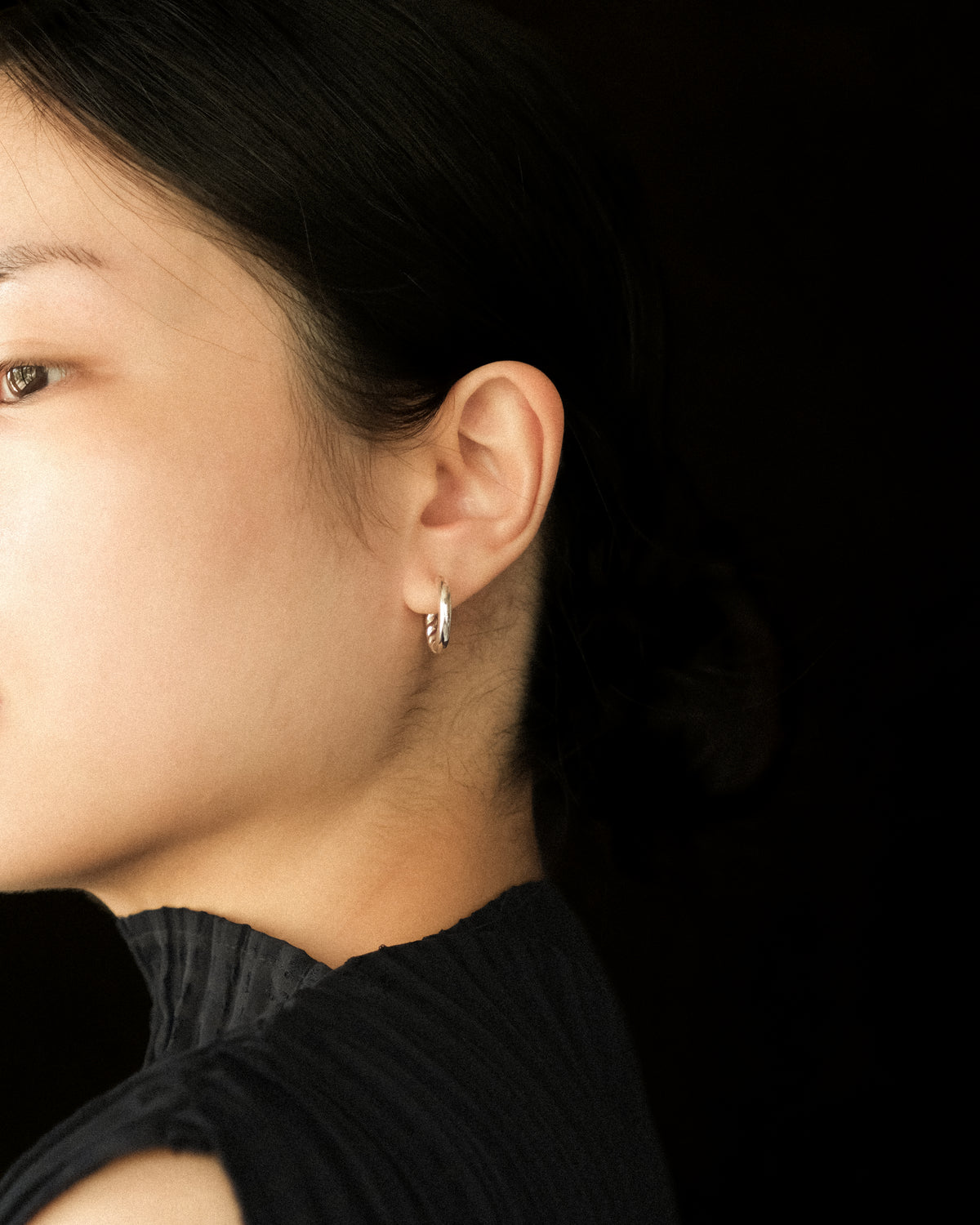 Anouk Reversible Fusili Hoop Earrings