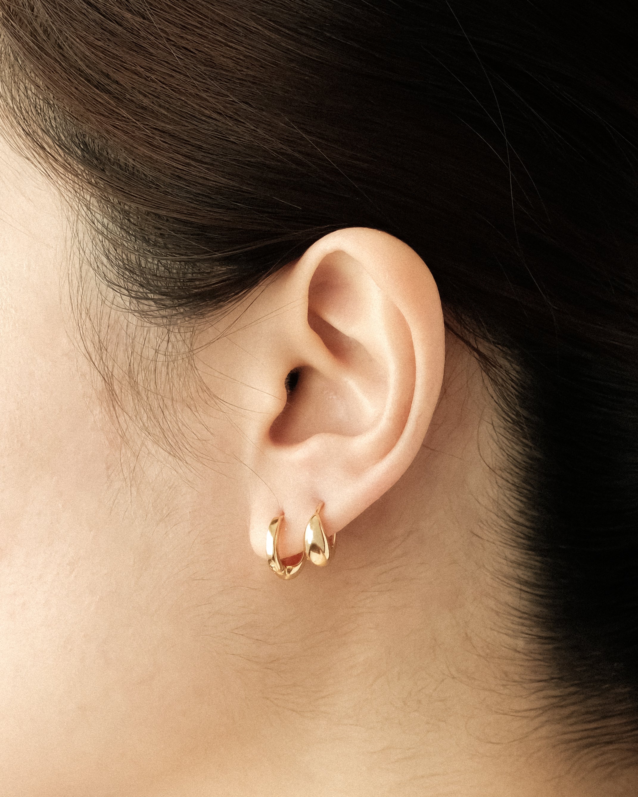 Oko Reversible Mini Hoop Earrings
