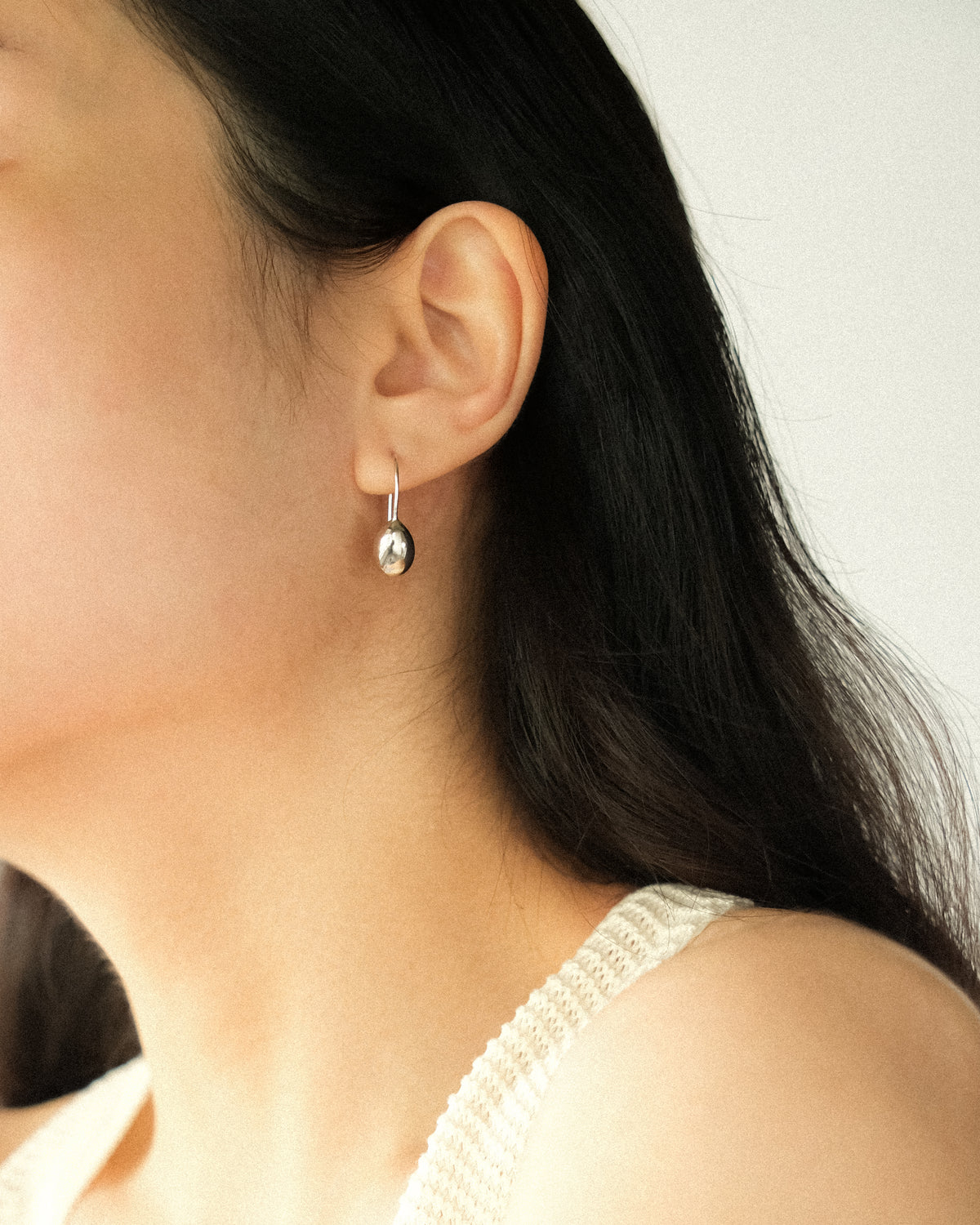 Petite Séra Drop Dangle Earrings