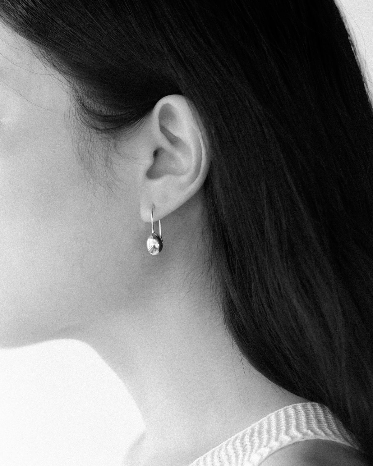 Petite Séra Drop Dangle Earrings