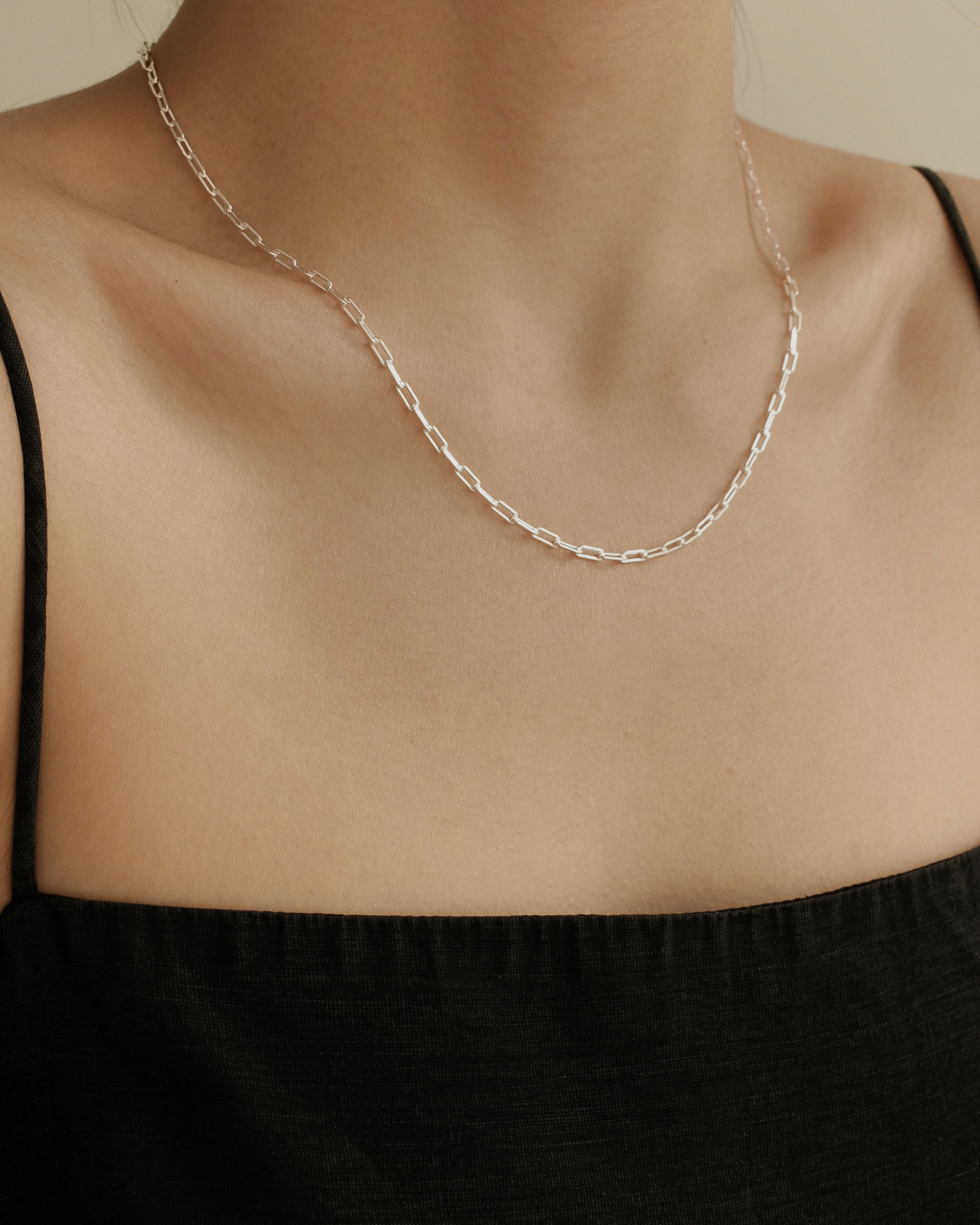 Esther Chain Choker Necklace