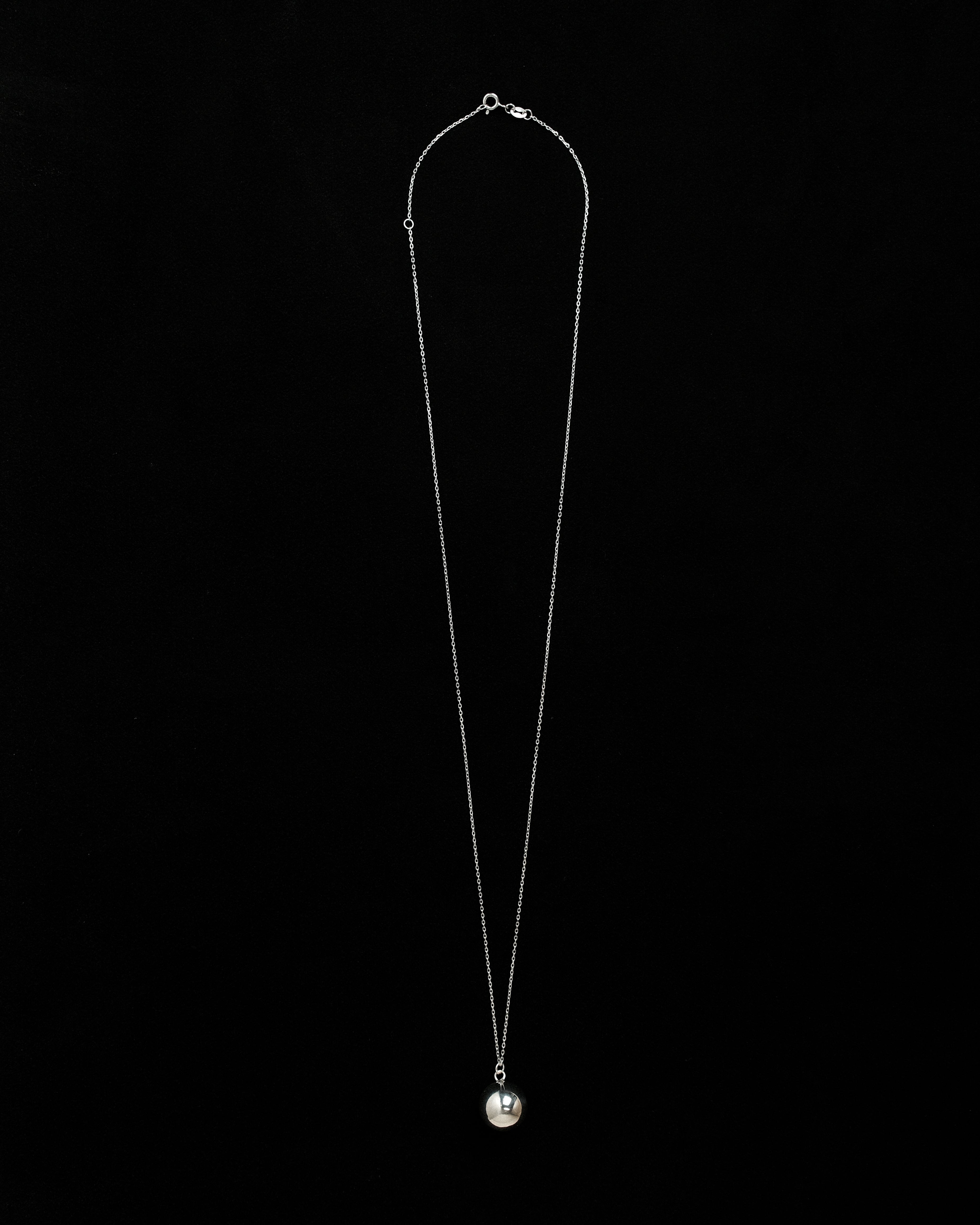 Luae Sphere Ball Necklace