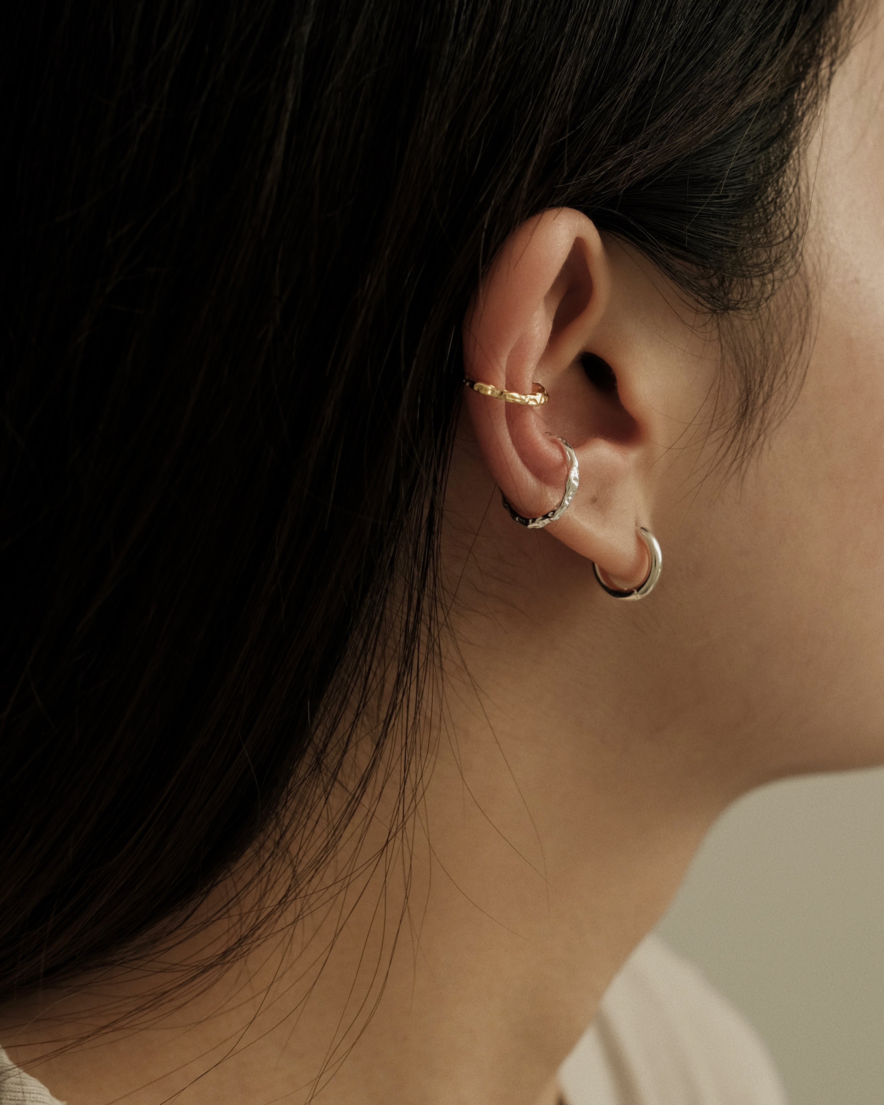 Insa Petite Hammered Ear Cuff