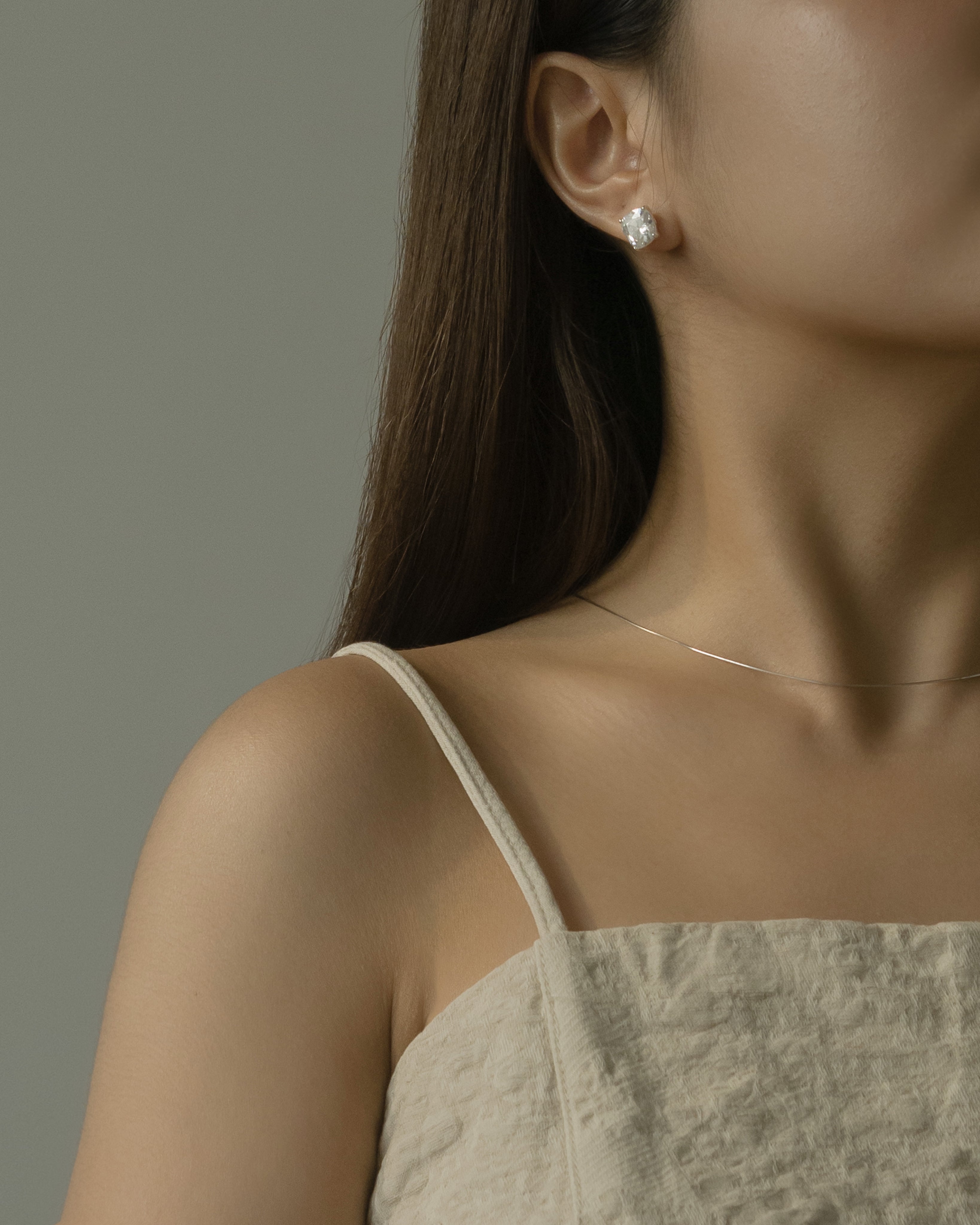 Noa Diamond Stud Earrings