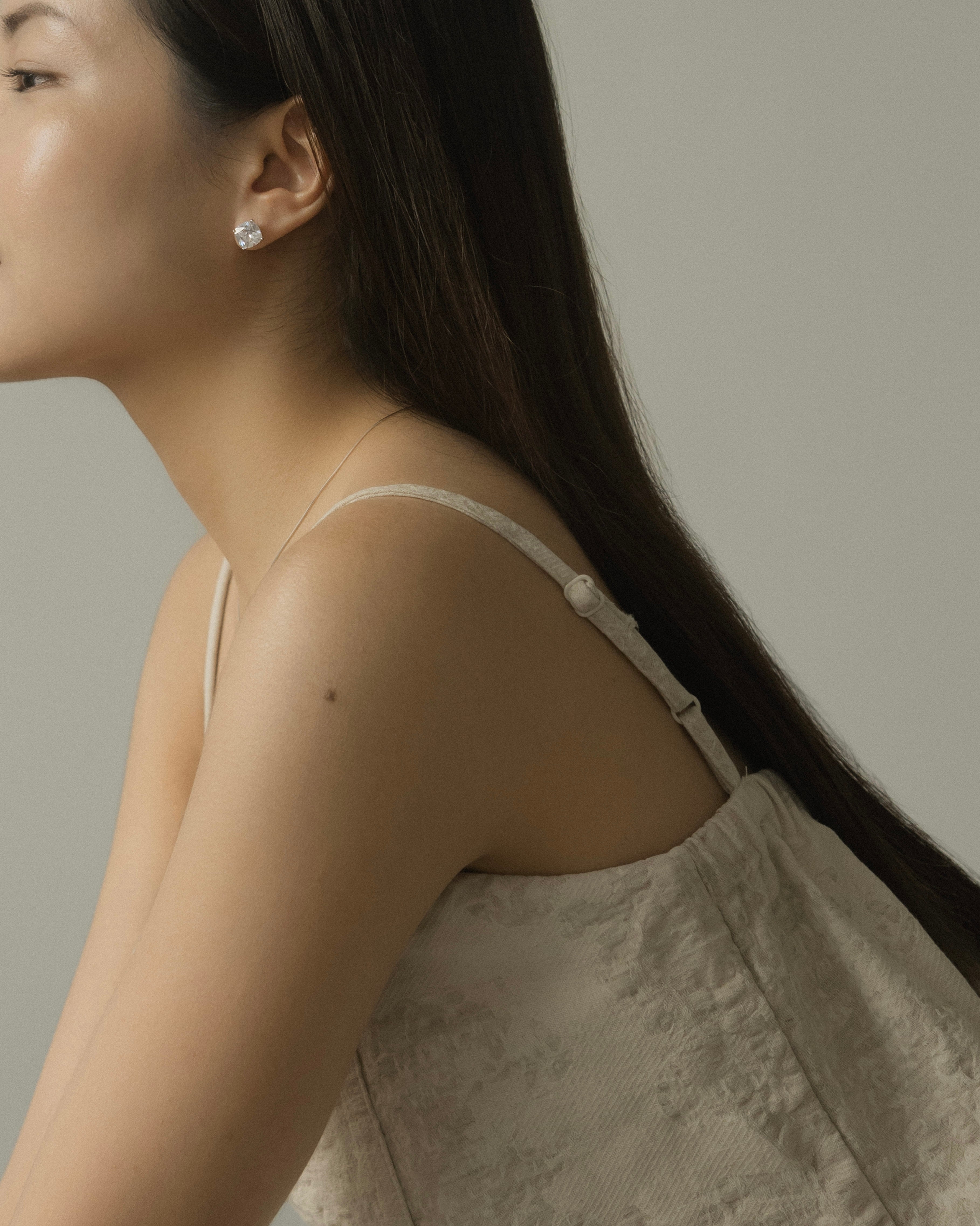Noa Diamond Stud Earrings
