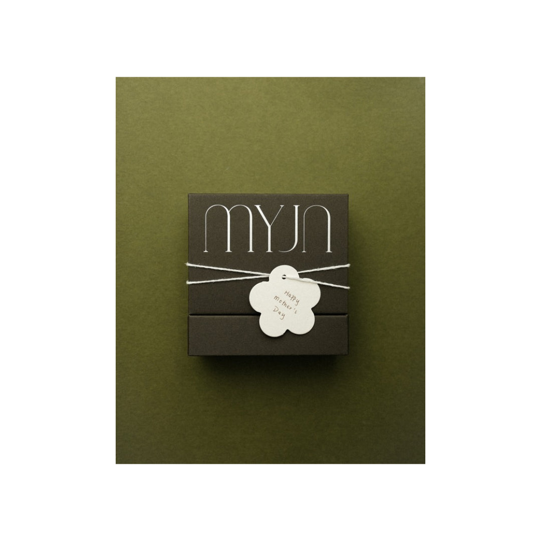 MYJN Espresso Edition box in coffee-silverskin paper