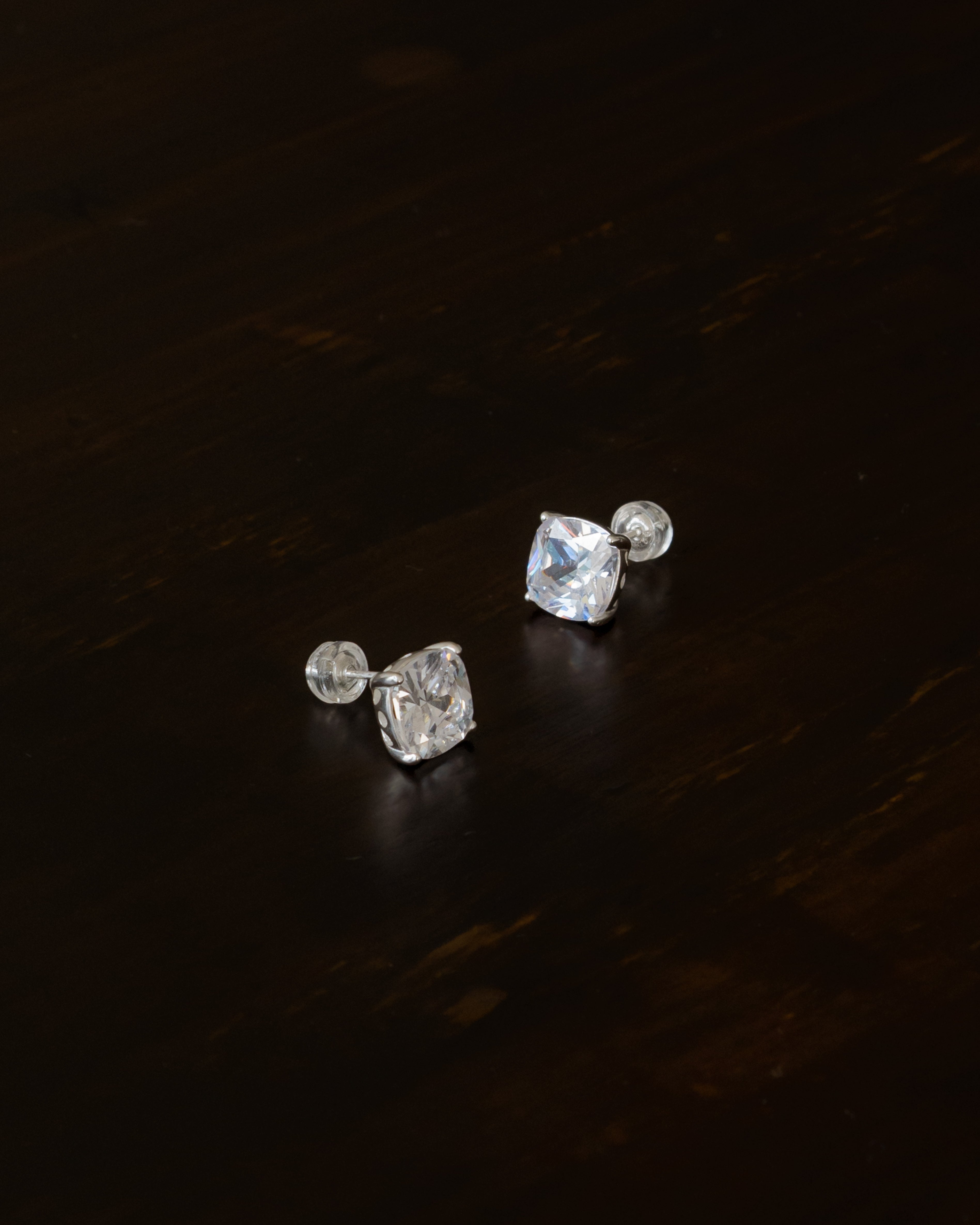 Noa Diamond Stud Earrings