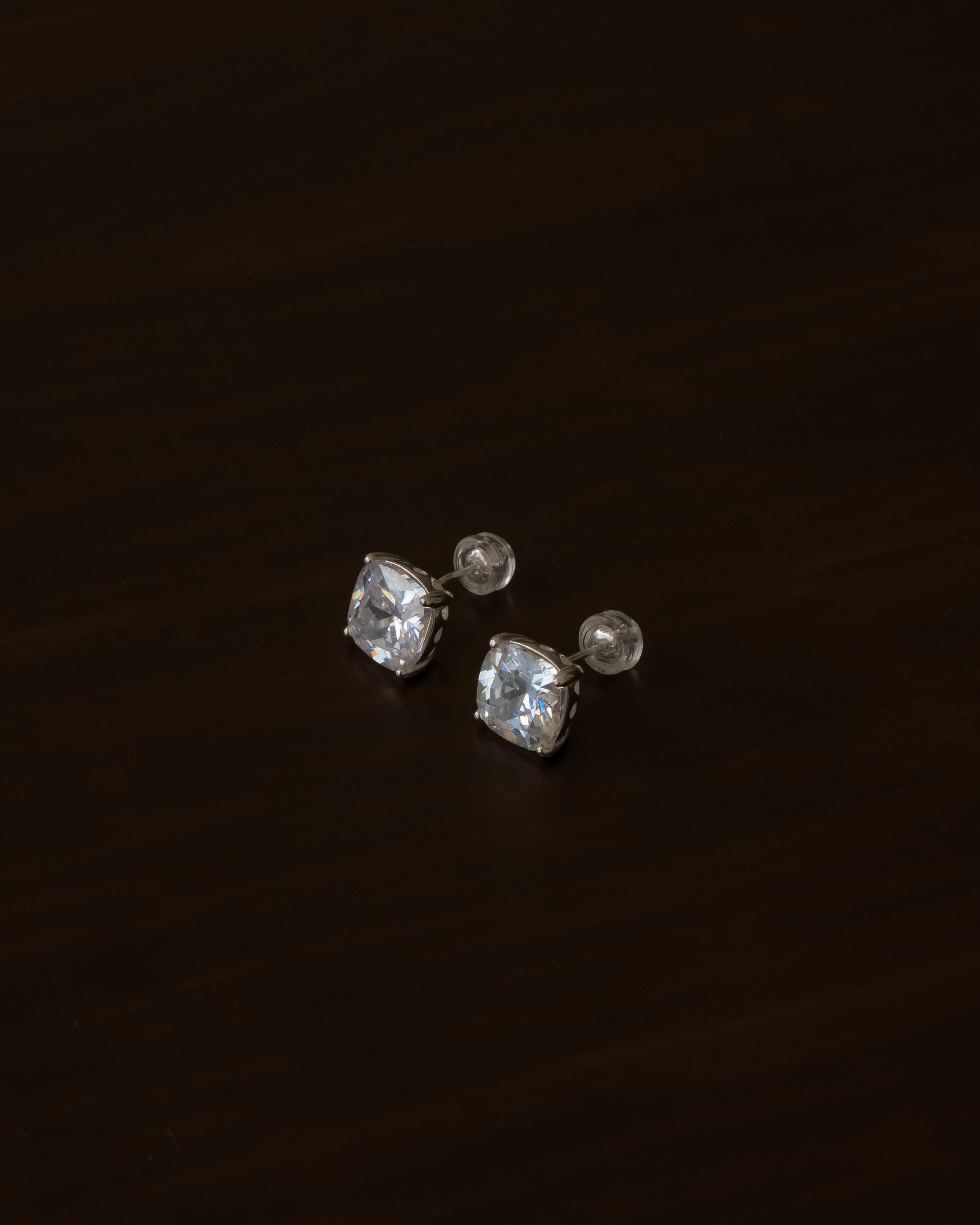 Noa Diamond Stud Earrings